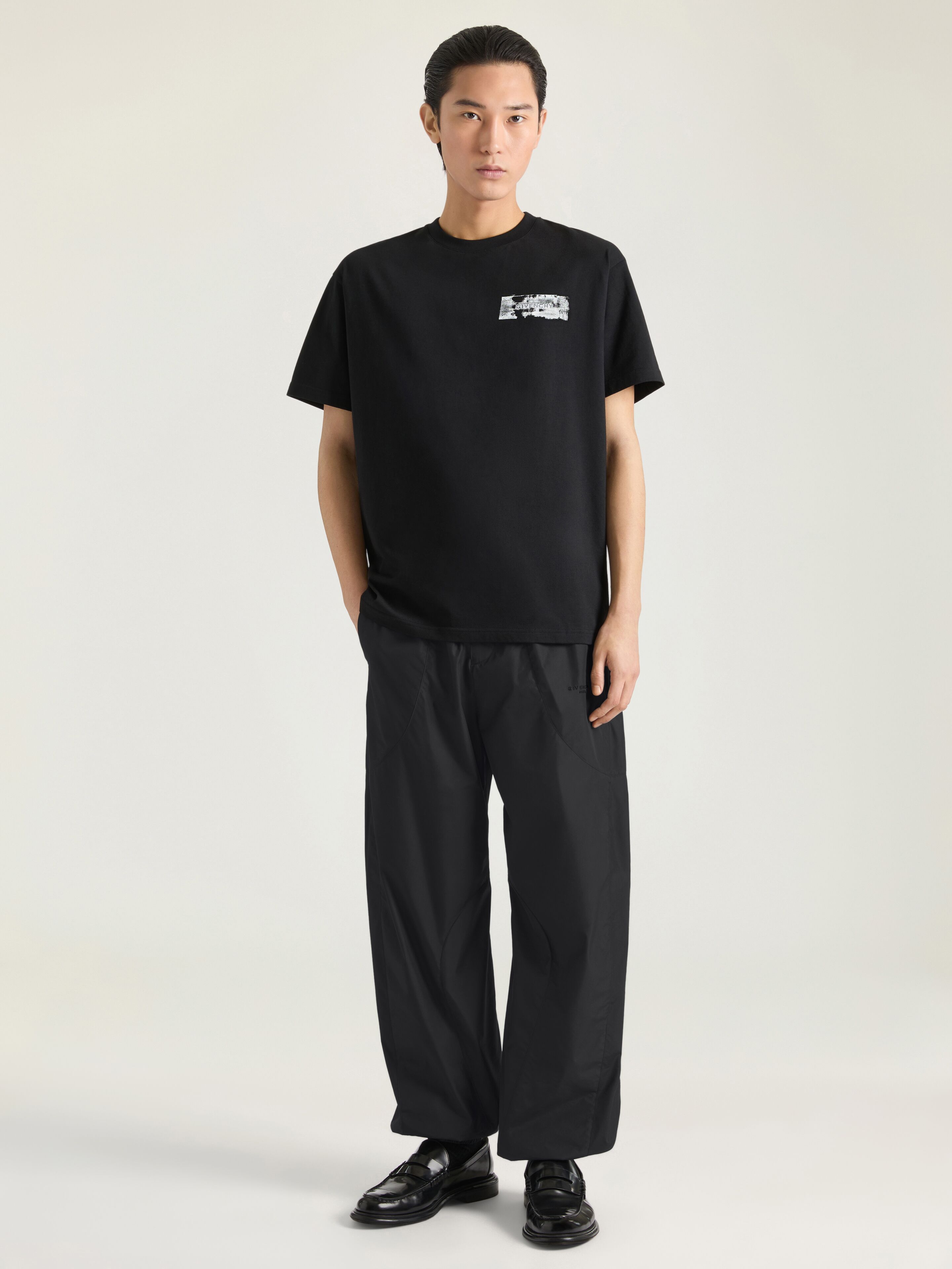 Givenchy - Men - T-Shirt - Paris Paint Print - Crew Neck - L