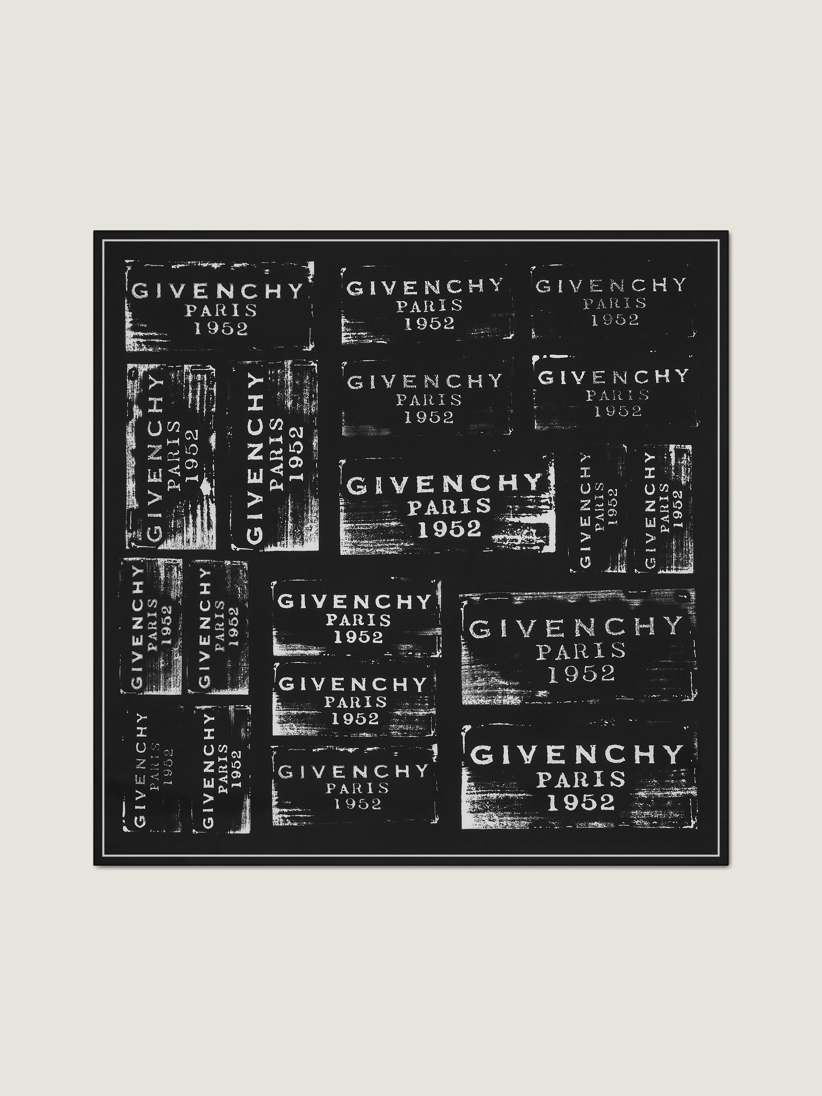 Givenchy Donna Nero Carré Stamp In Seta