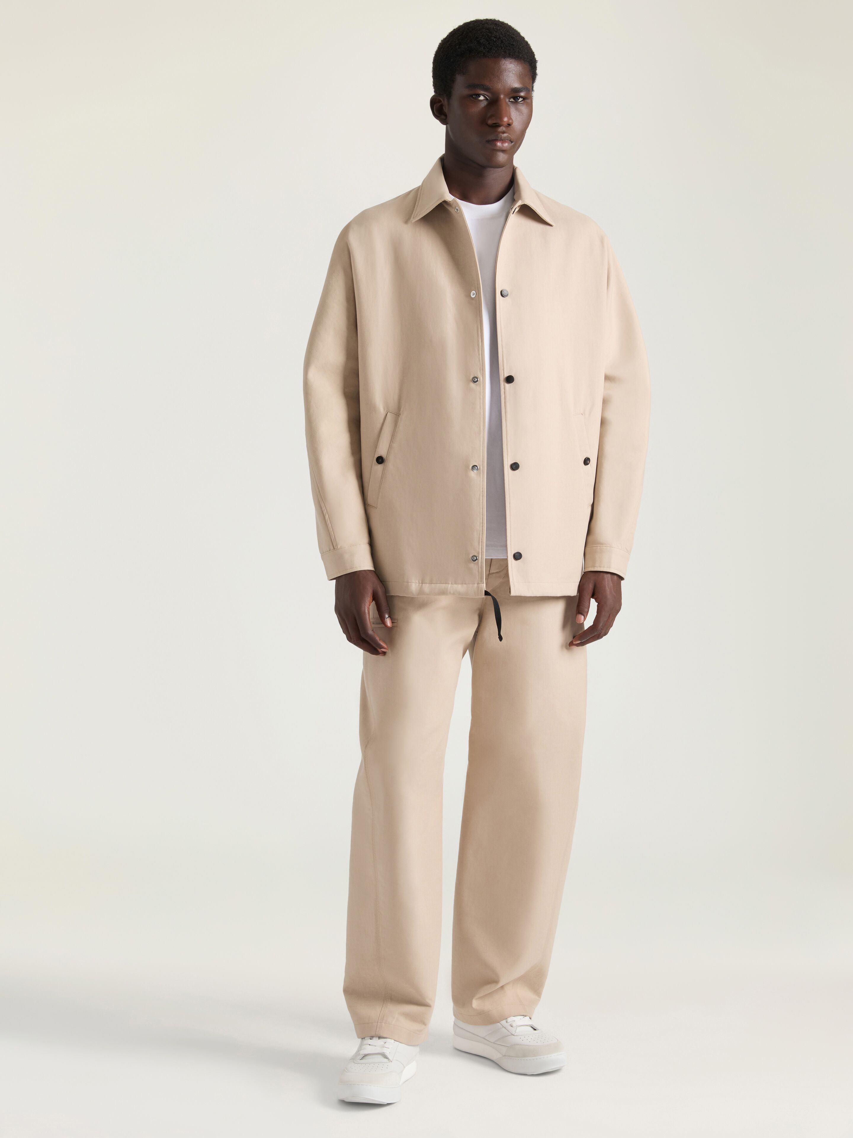 Givenchy Men's Yard Sneakers in Leather - Black - Size 44