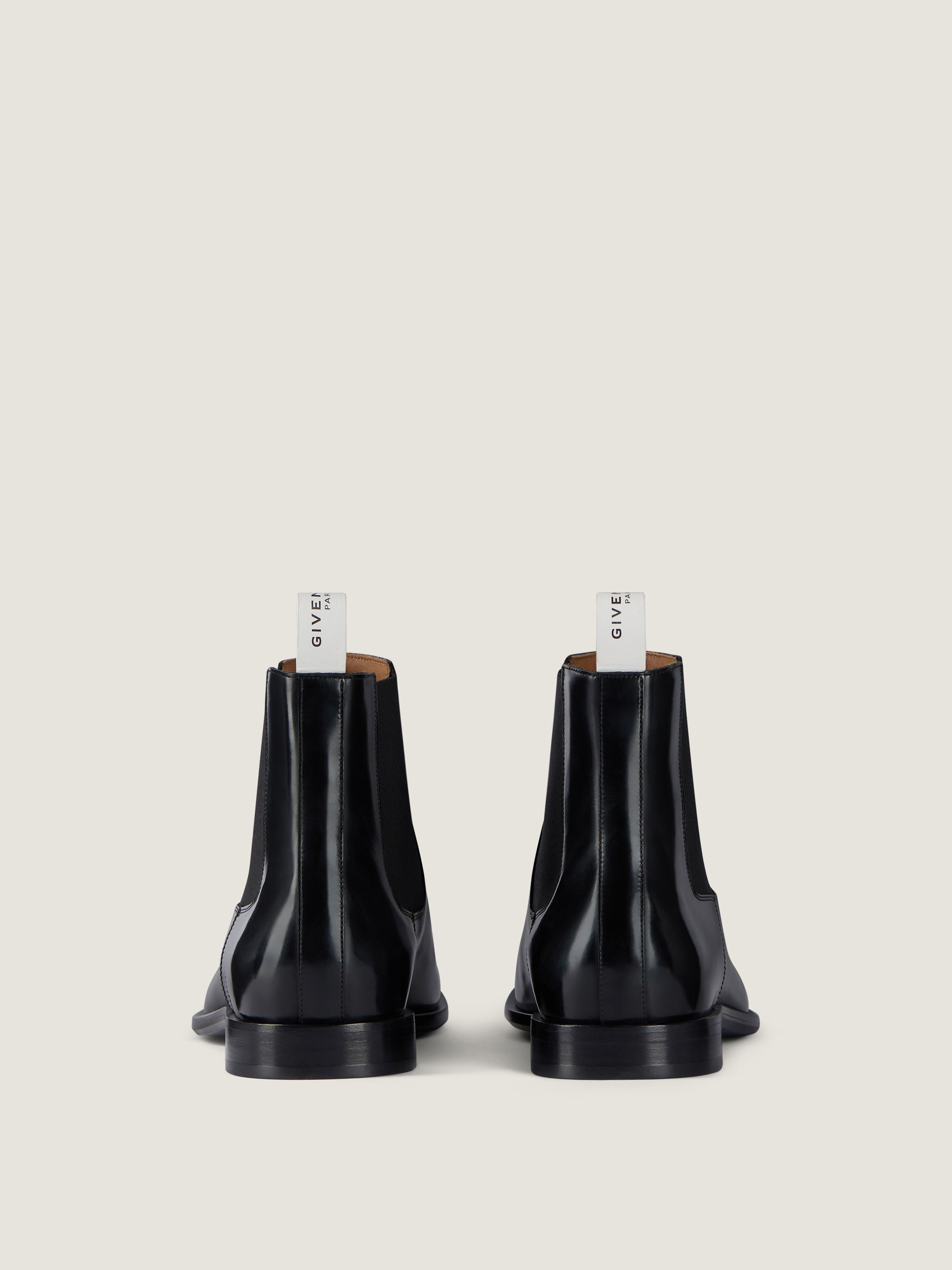 チェルシー タックス ブラッシュドレザー チェルシーブーツ | Givenchy JP | Givenchy