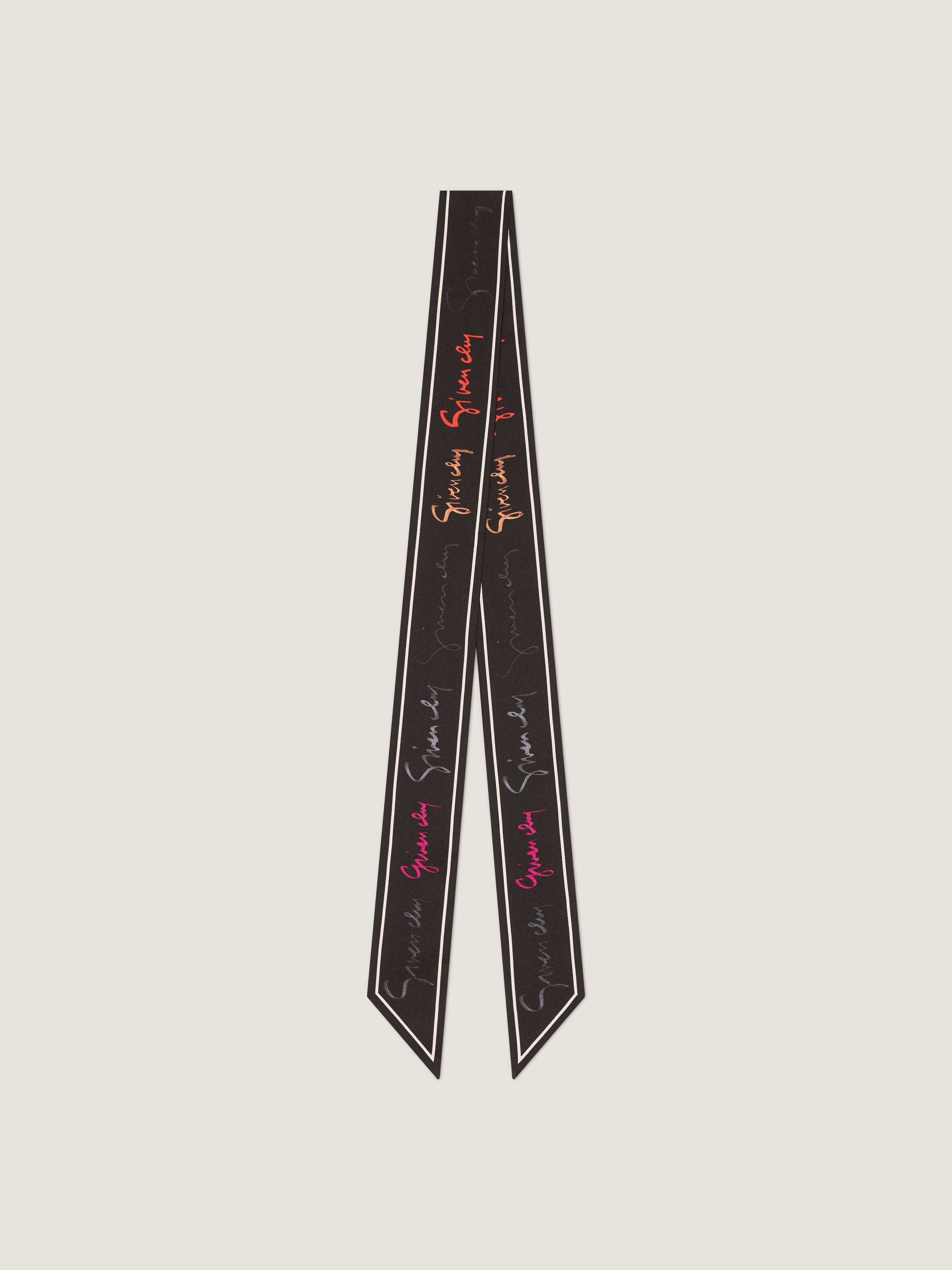 ウィメンズ・ハイブランド スカーフ | GIVENCHY JP