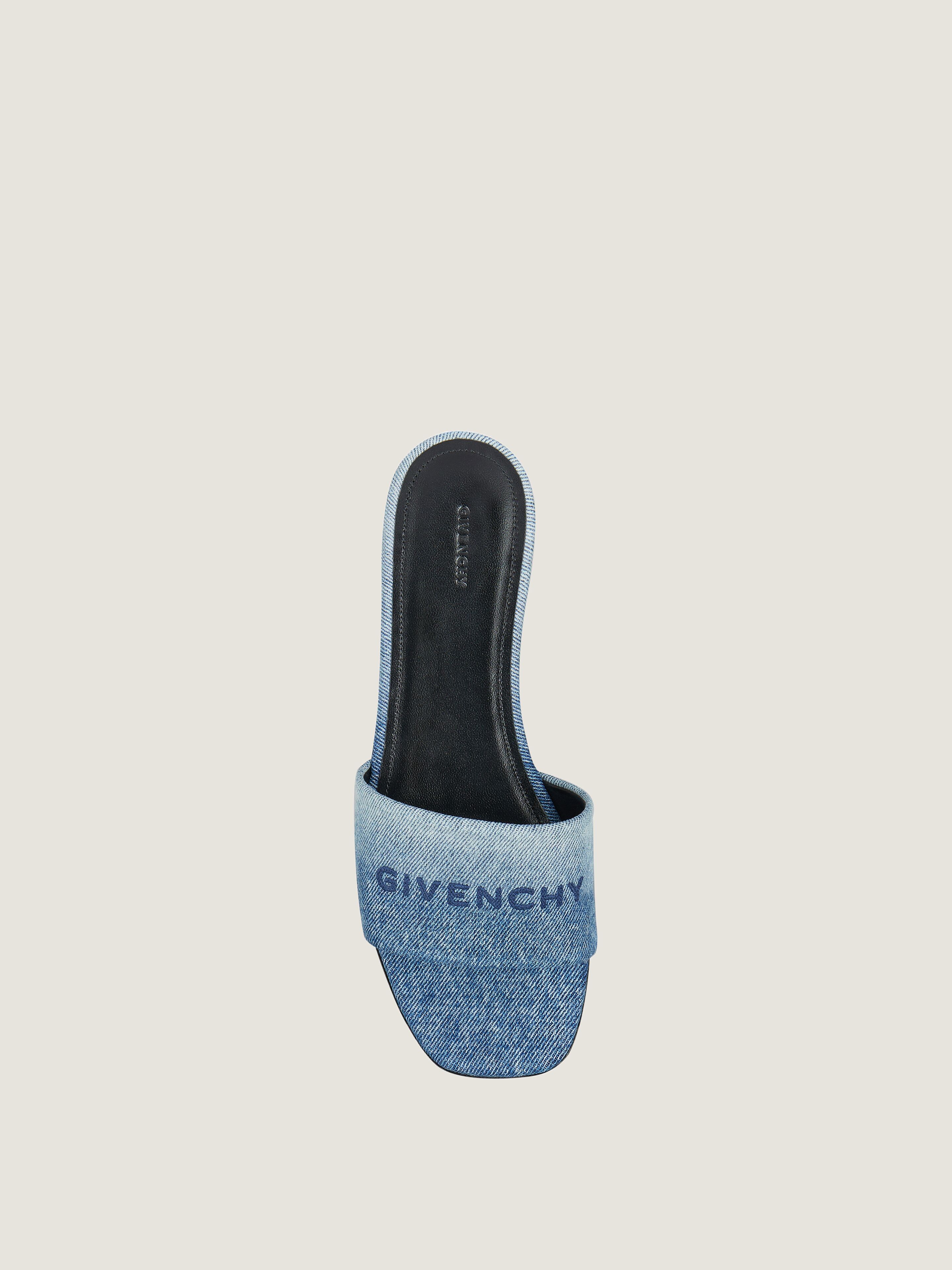 サンダル・ミュール GIVENCHY '4G' sandals Blue BE306FE2BN Givenchy 4G Denim Strap Flat Sandals | Neiman Marcus