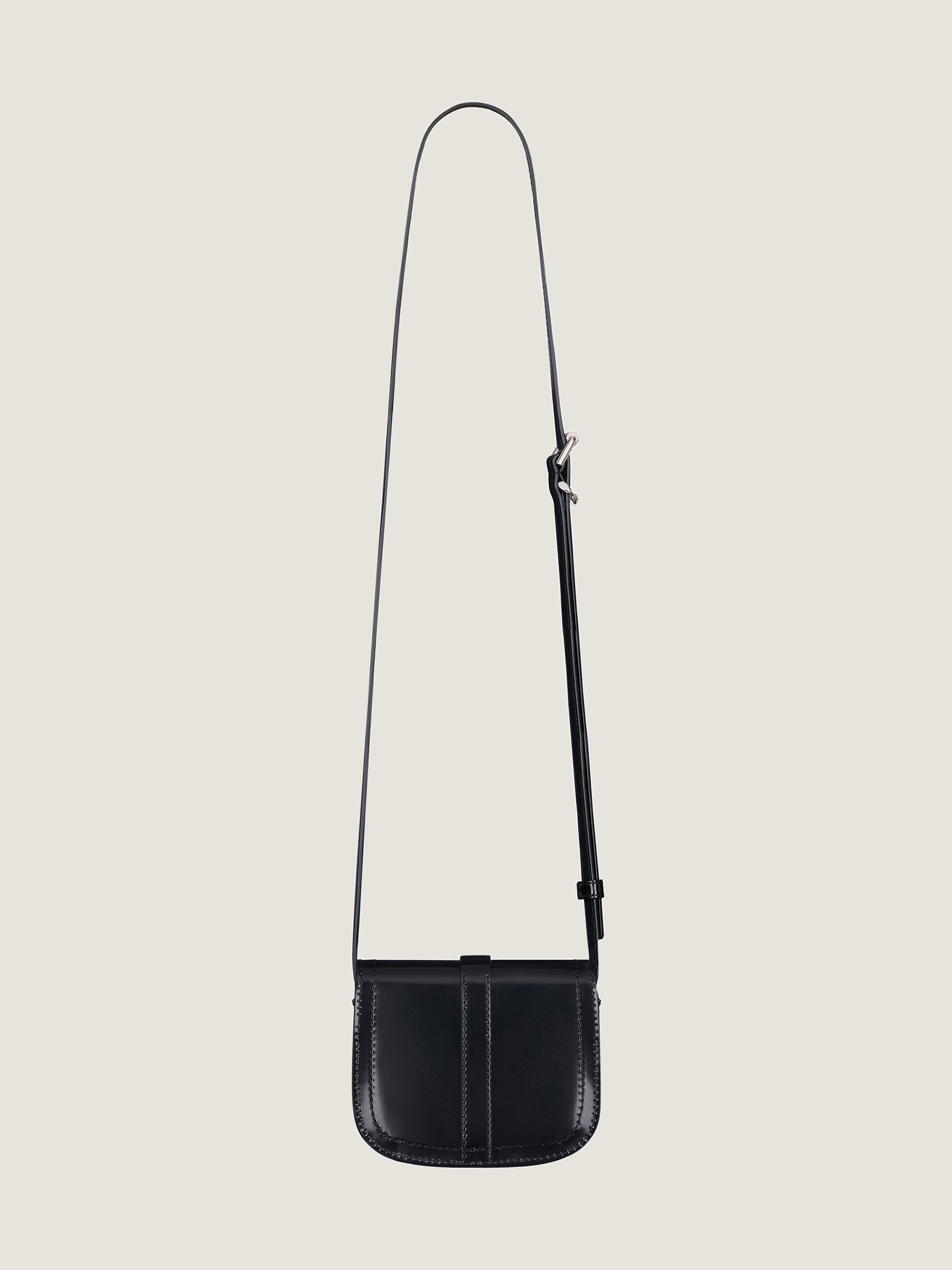 【Givenchy】ヴォワイユー クロスボディバッグ（ソフト タン） BKU04MK1Y1-001_6.jpg