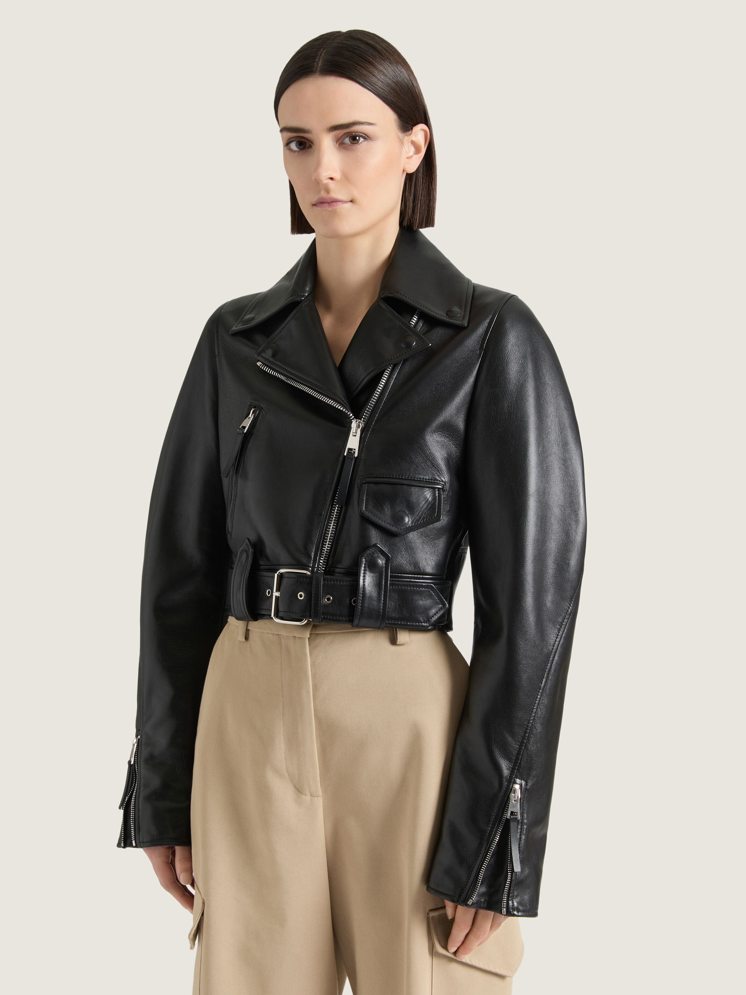 Cropped Cocoon biker jacket in leather in - black - BW00SS61V3-001
