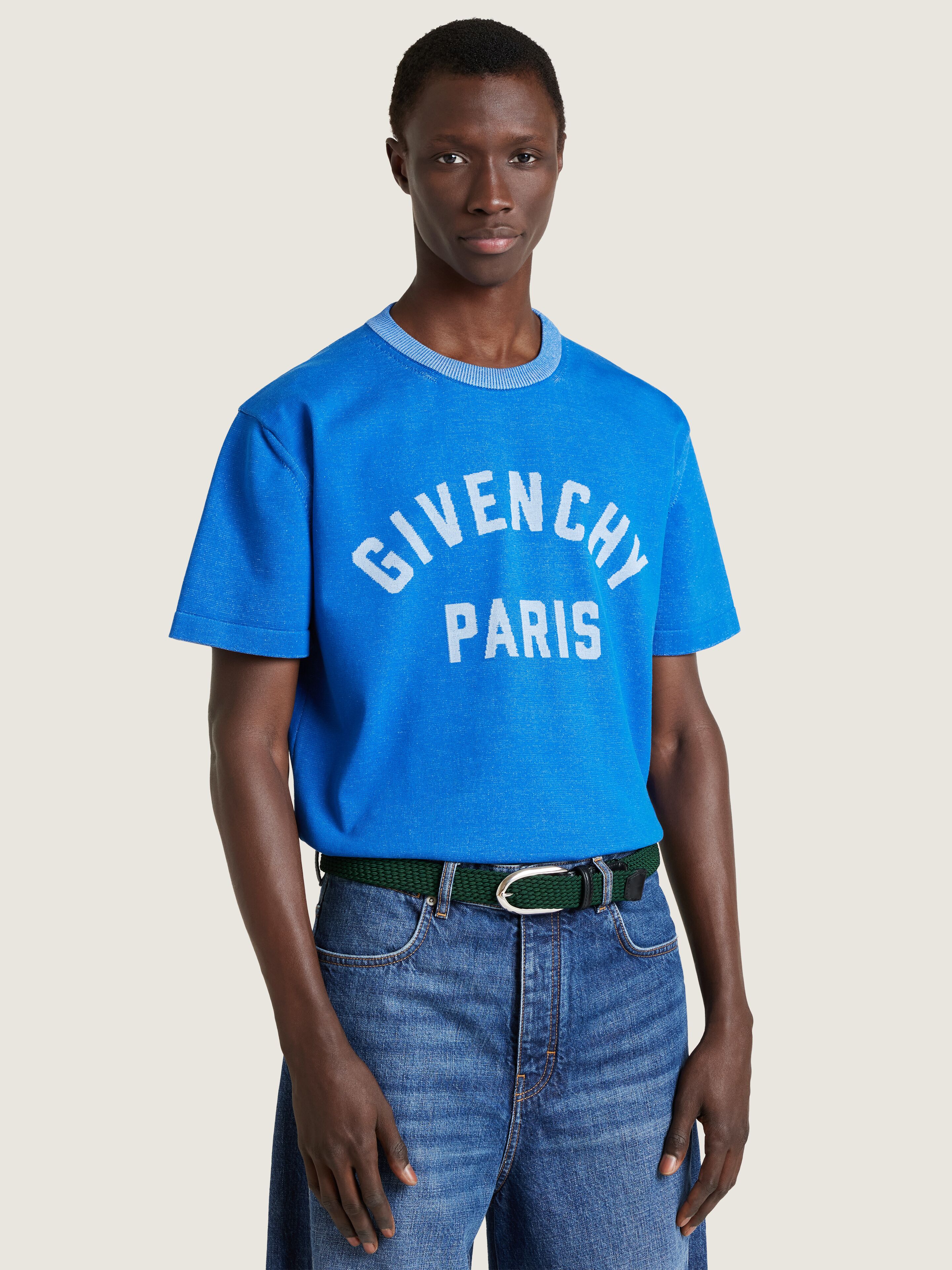 T-shirt in knit with Givenchy Paris jacquard | Givenchy DE | Givenchy