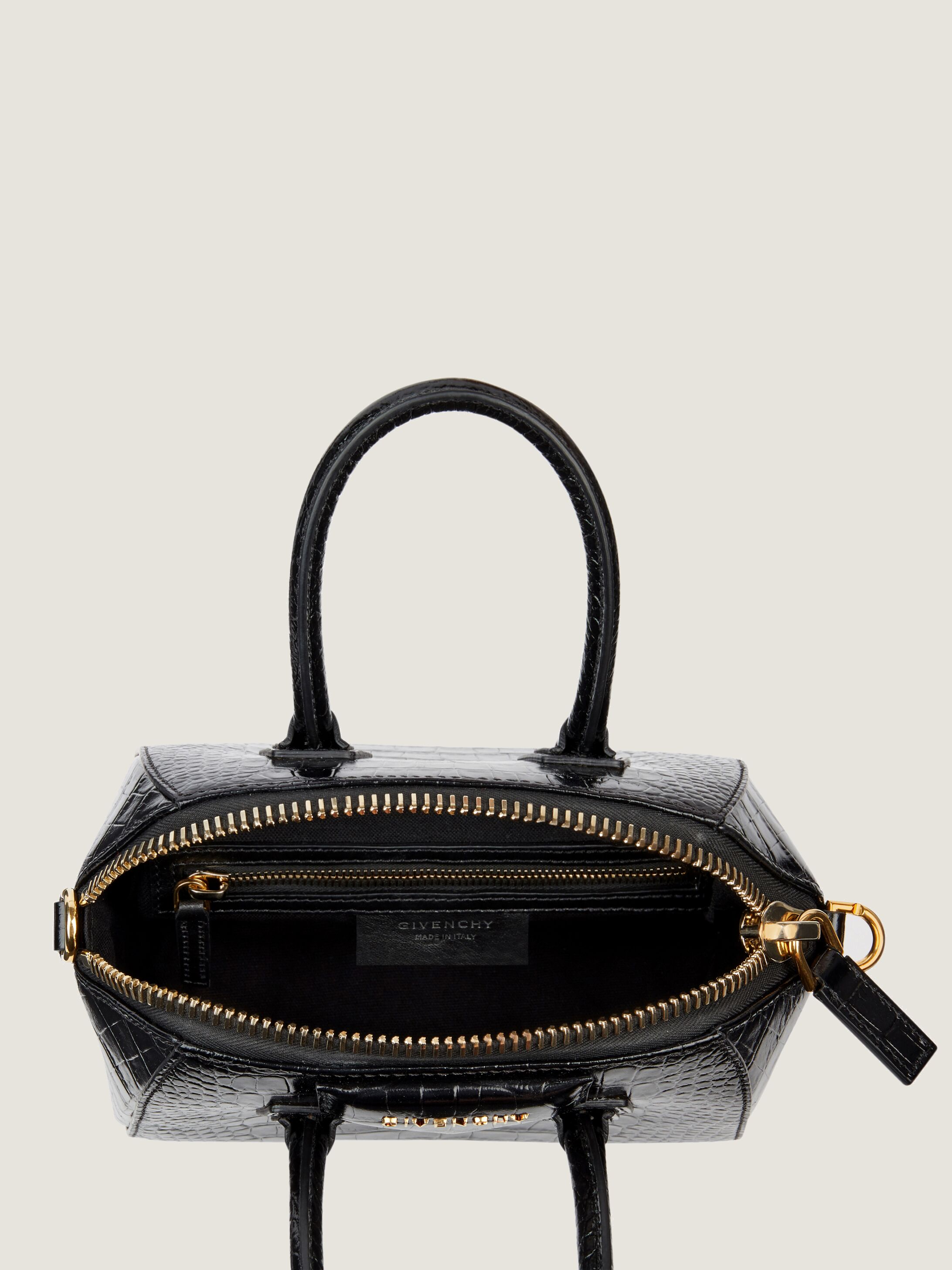 【関税&送料込み】Givenchy Mini Antigona Bag Mini Antigona bag in crocodile effect leather in - black