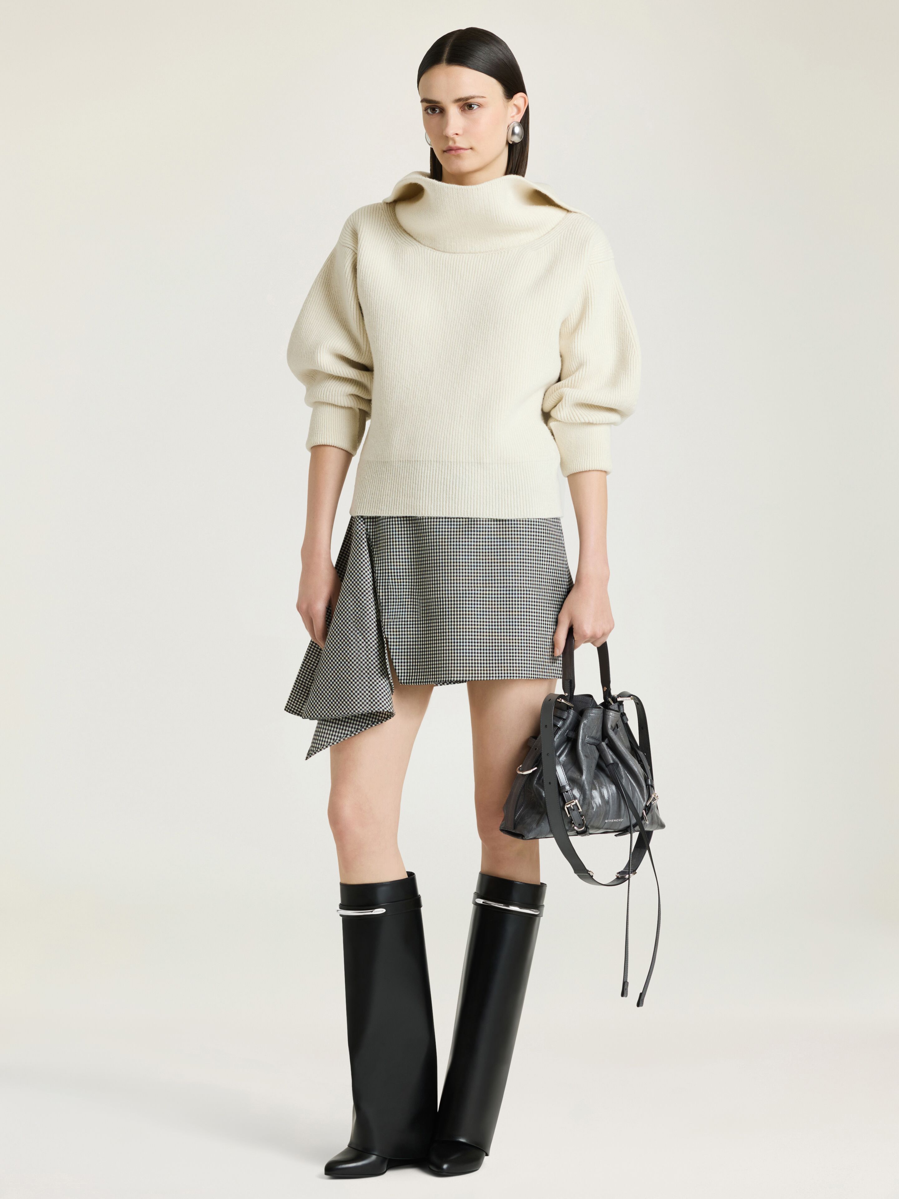 Slashed sweater in wool and cashmere in - ivory - BW90WS4ZVC-105