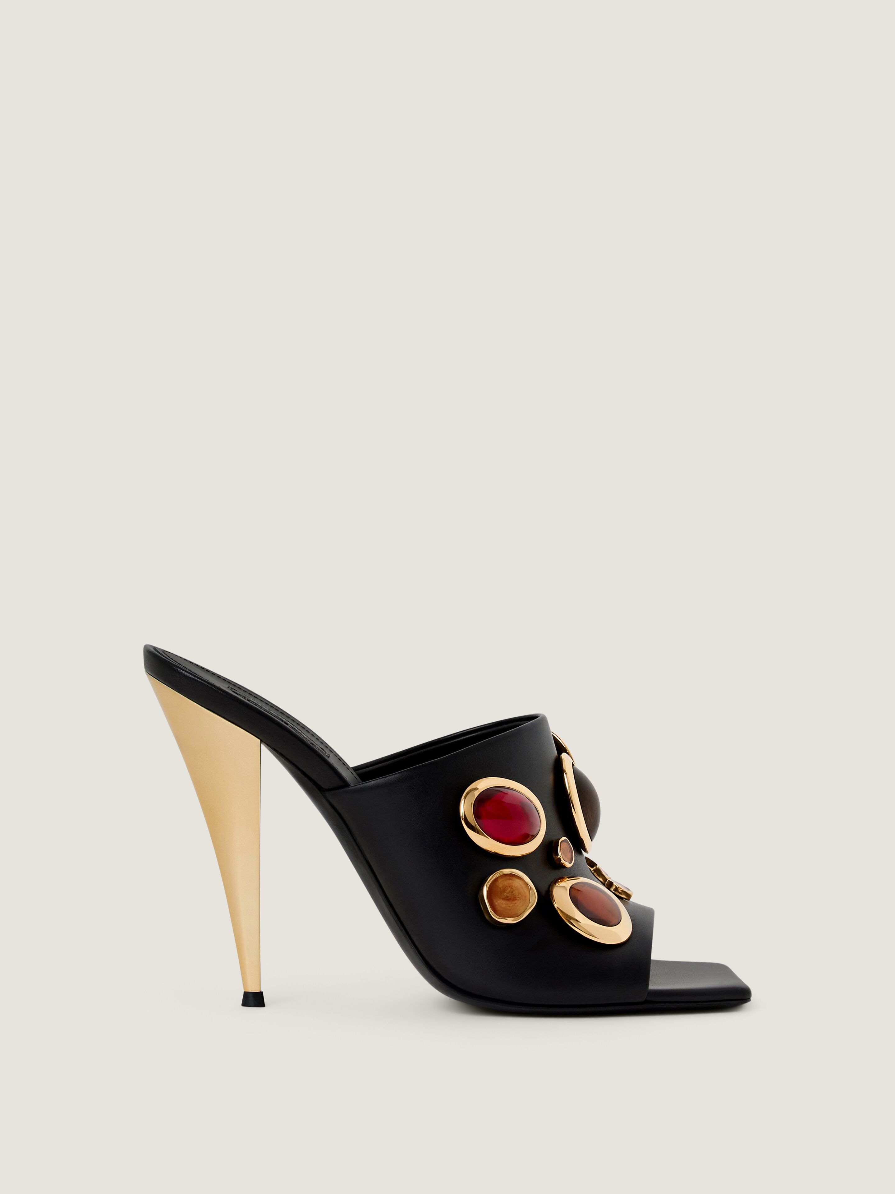 Givenchy Mules Sliced Square En Cuir Avec Bijoux In Black
