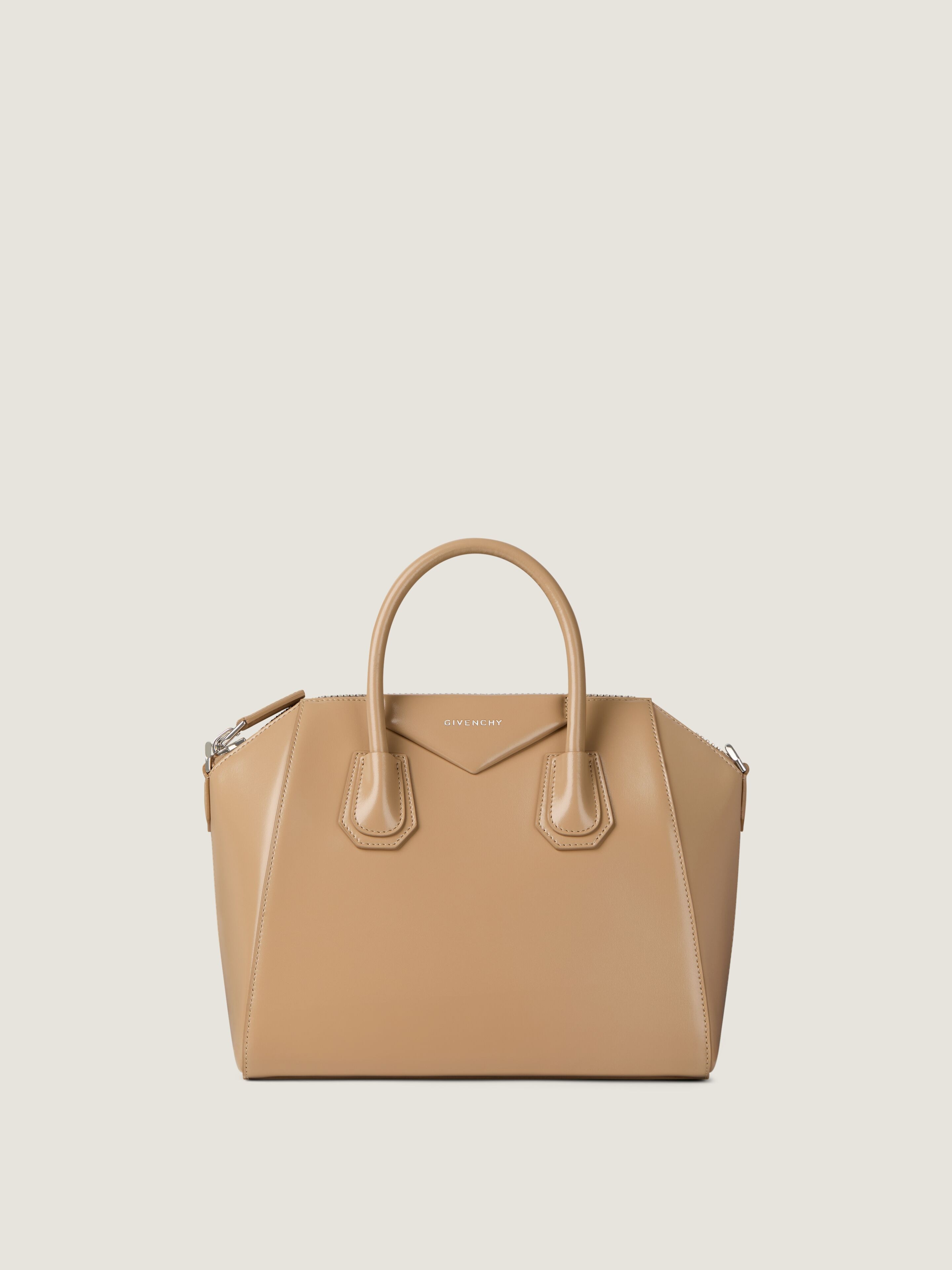 Women's Designer Antigona | GIVENCHY US