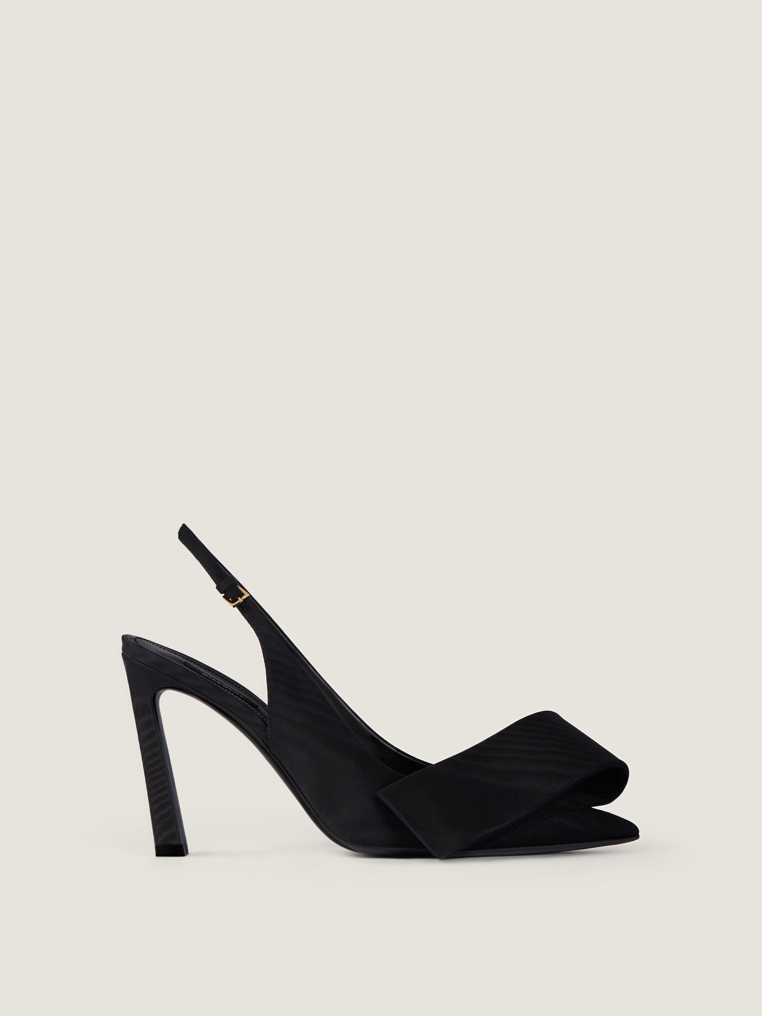Women's Designer Pumps | GIVENCHY US