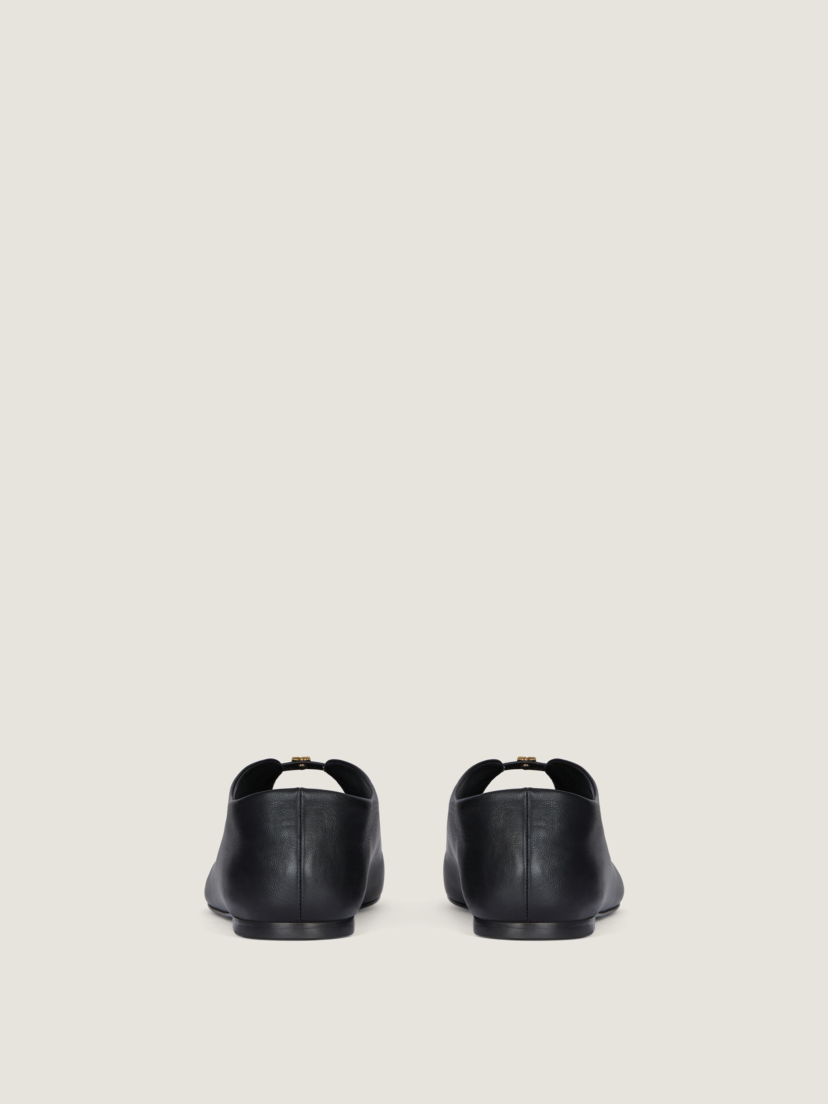 フラットシューズ GIVENCHY Woman Ballet flats Black BE500VE16Q 001 Givenchy Black 4G Ballerina Flats Shoes Size 39.5 MSRP