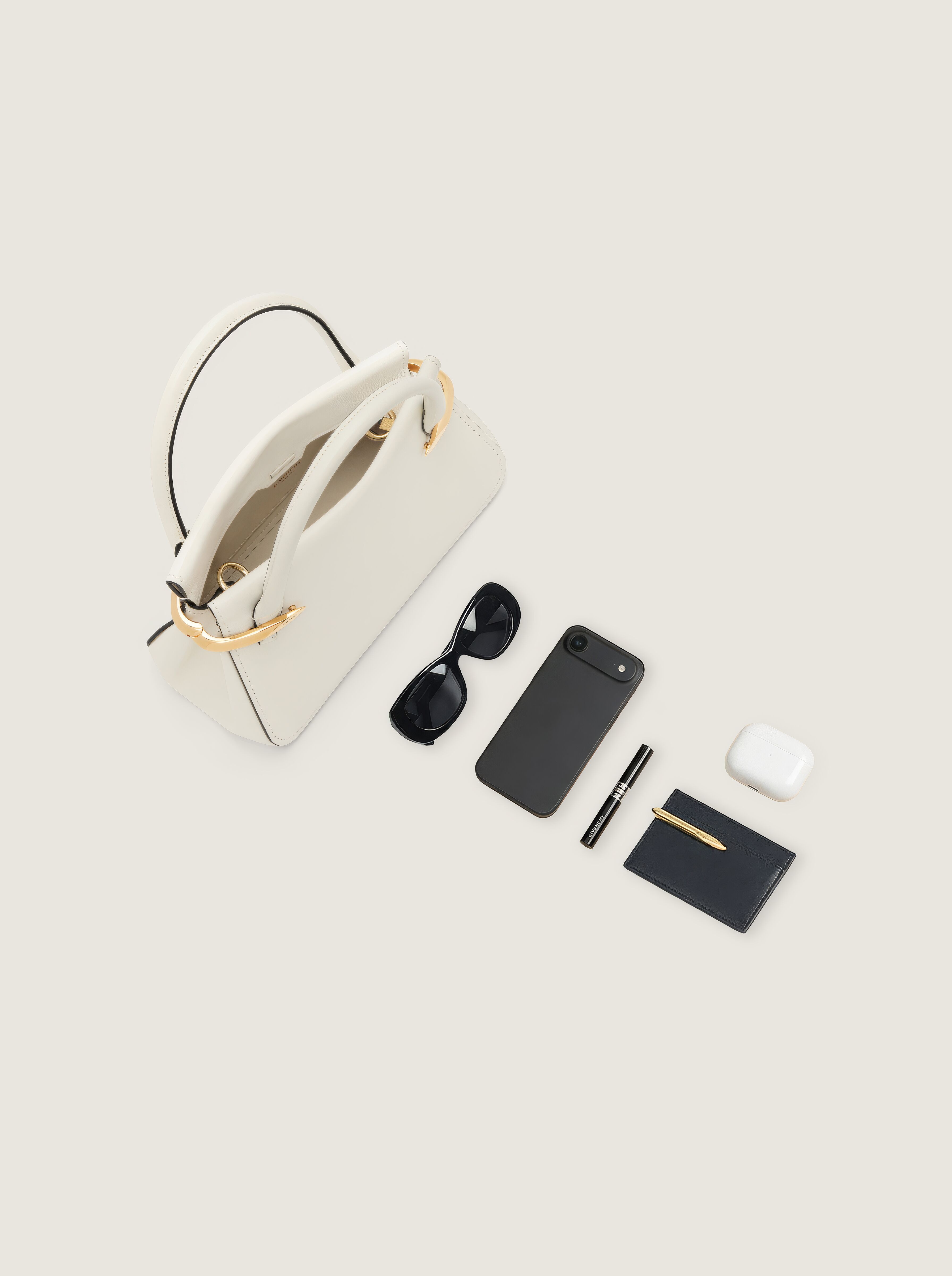 GIVENCHY ミニ財布 ホワイトレザー Mini Pinch bag in leather in - ivory - BB515JB2CN-105 | Givenchy US