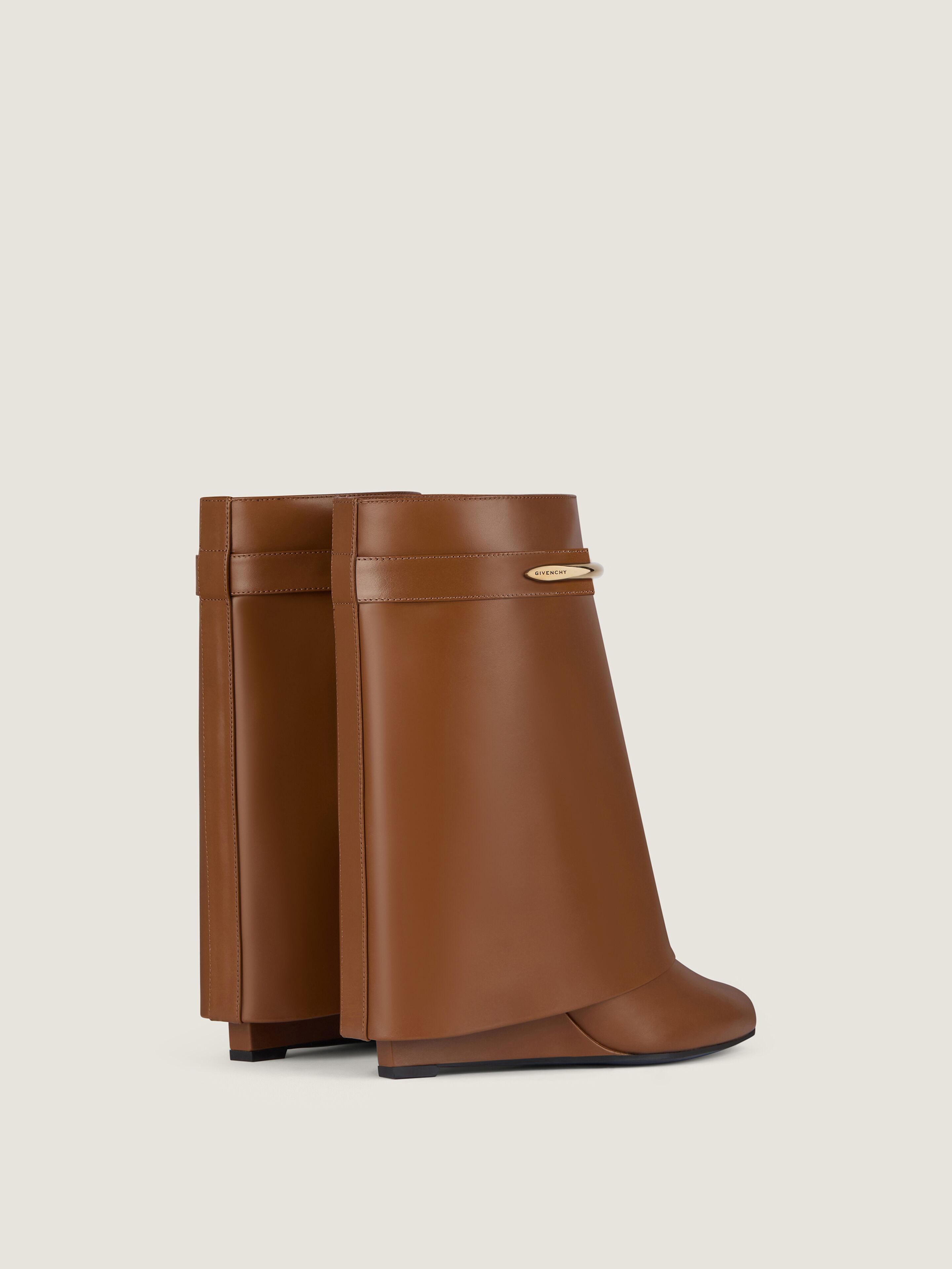 BE605LE1J7913-03-15.jpg?