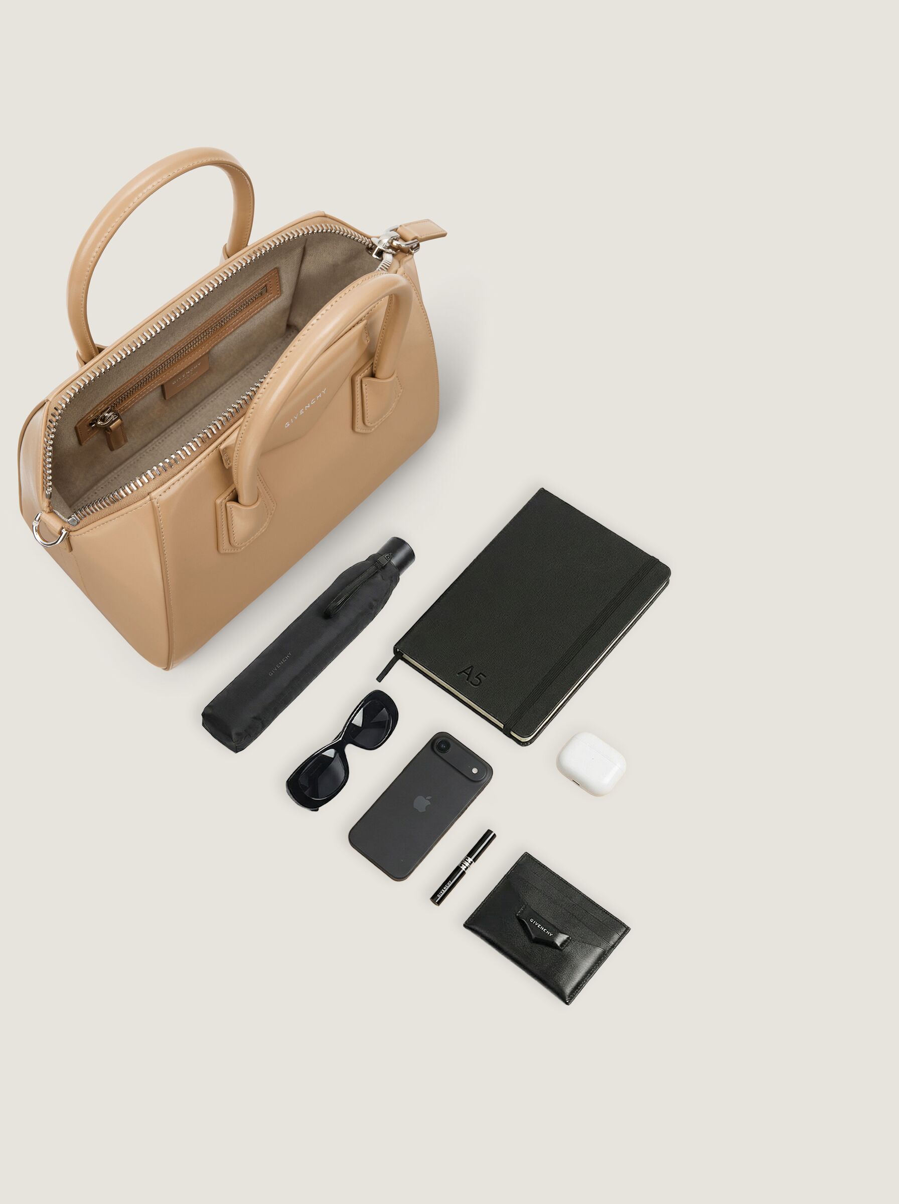 Small Antigona bag in Box leather in - sand - BB5149B00D-285