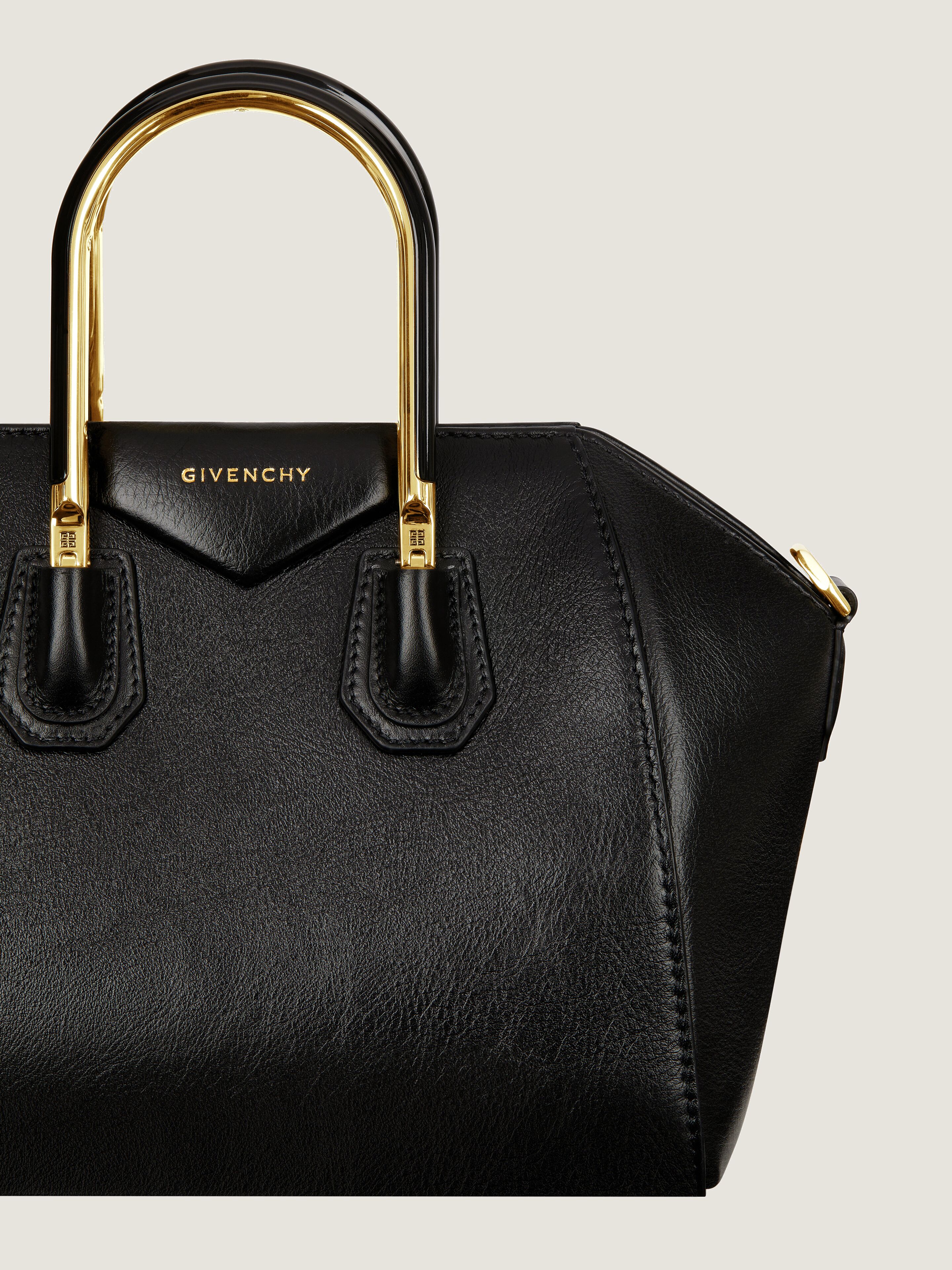 Bee Leather Bag With Gold Chain – Sara Campbell