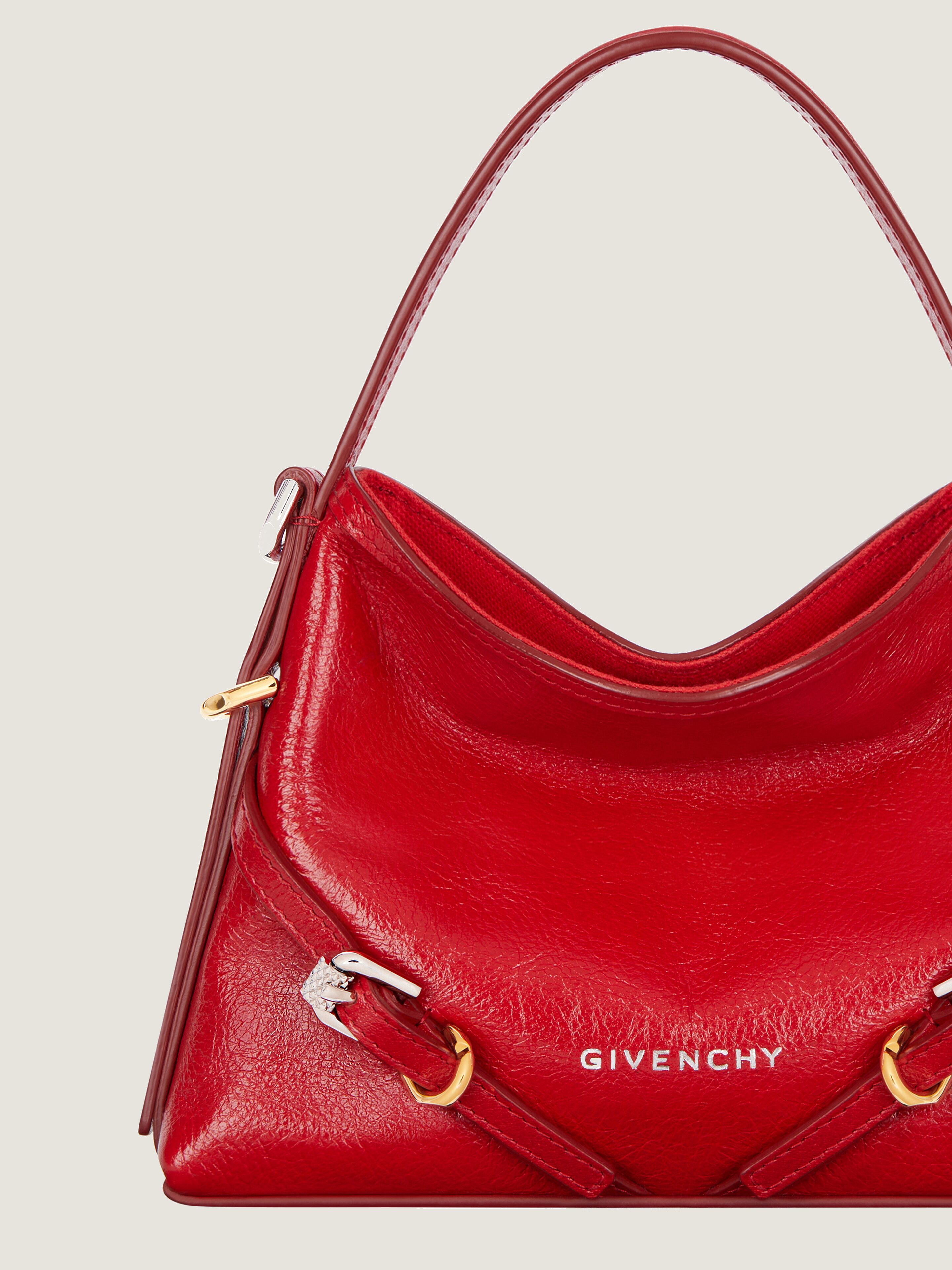 正規店買付【GIVENCHY】レッド Voyou Nano レザーバッグ Nano Voyou bag in leather in - vermillon | Givenchy US