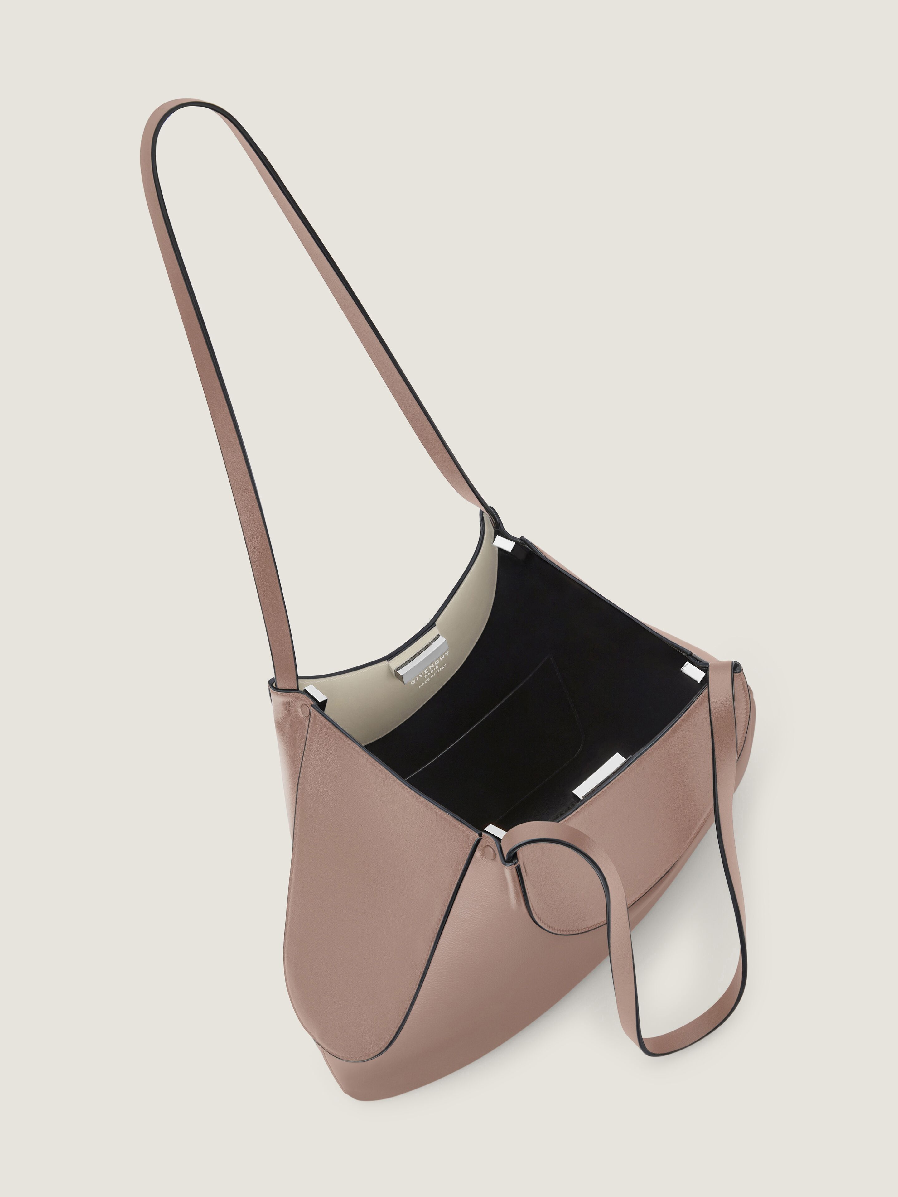 Small Facet tote bag in grained leather - taupe in - taupe