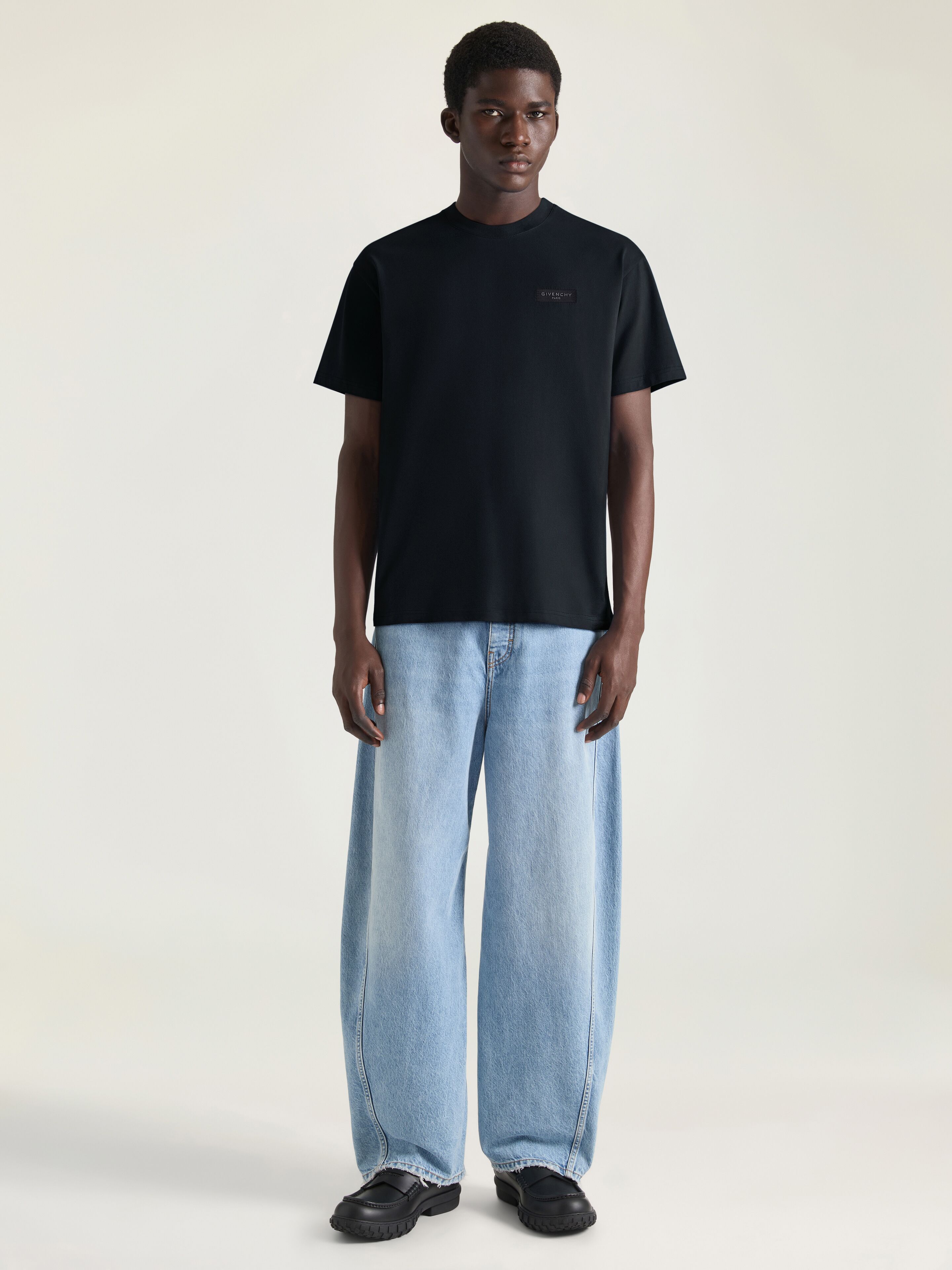 T-shirt in cotton with GIVENCHY Paris gros grain - black in