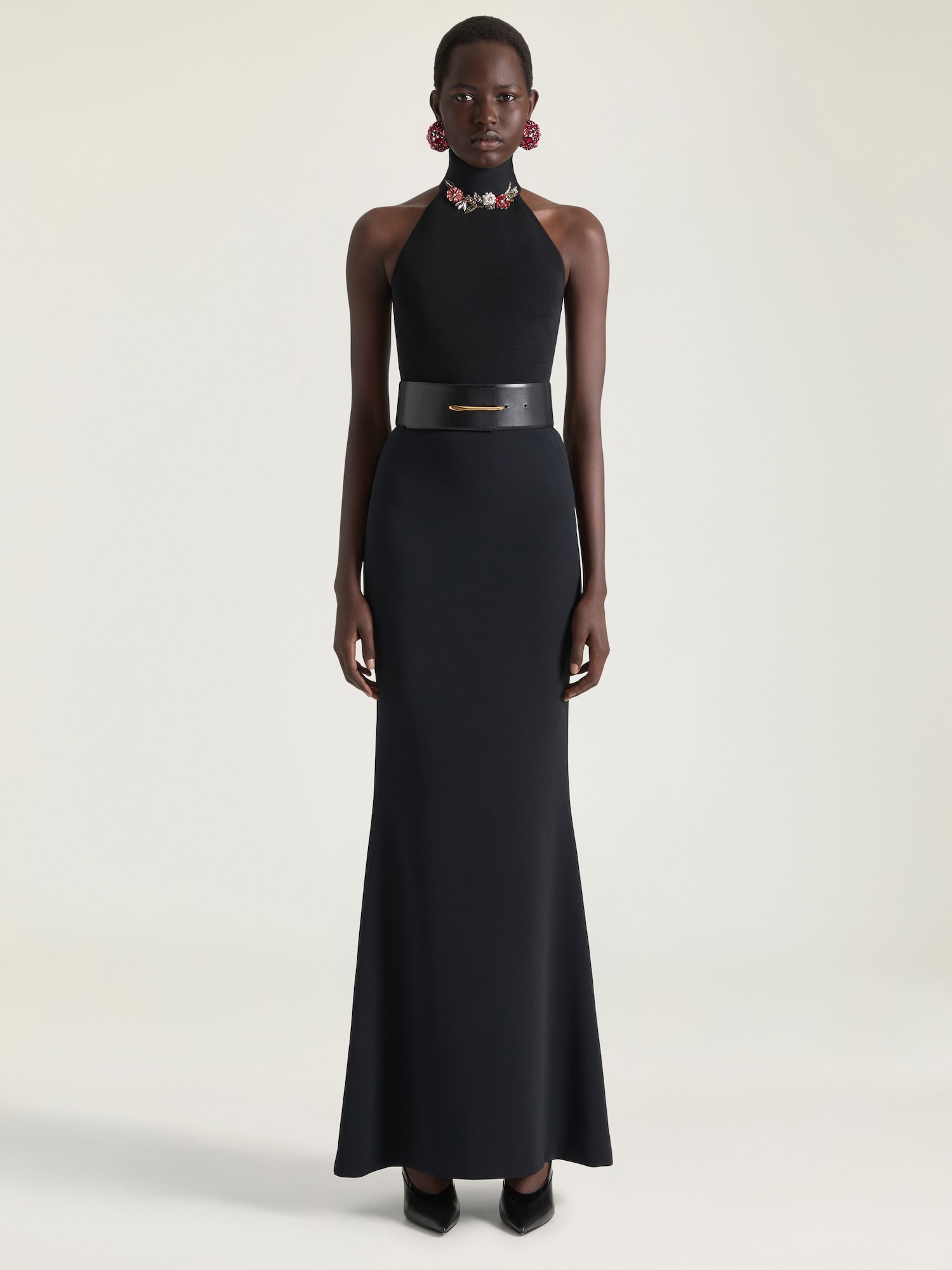 Halterneck top in viscose with crystals