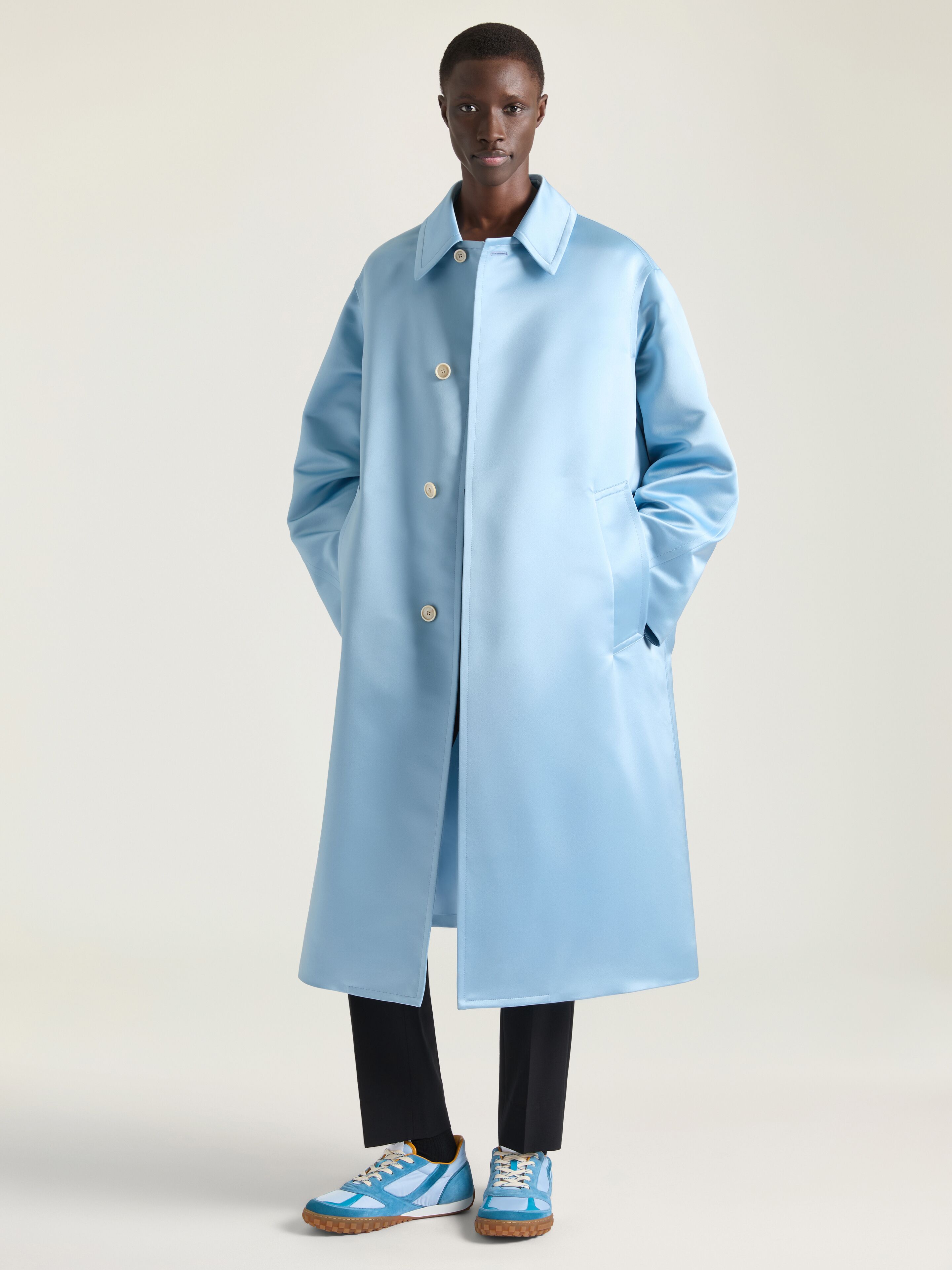 Couture Seam coat in satin | Givenchy CA | Givenchy