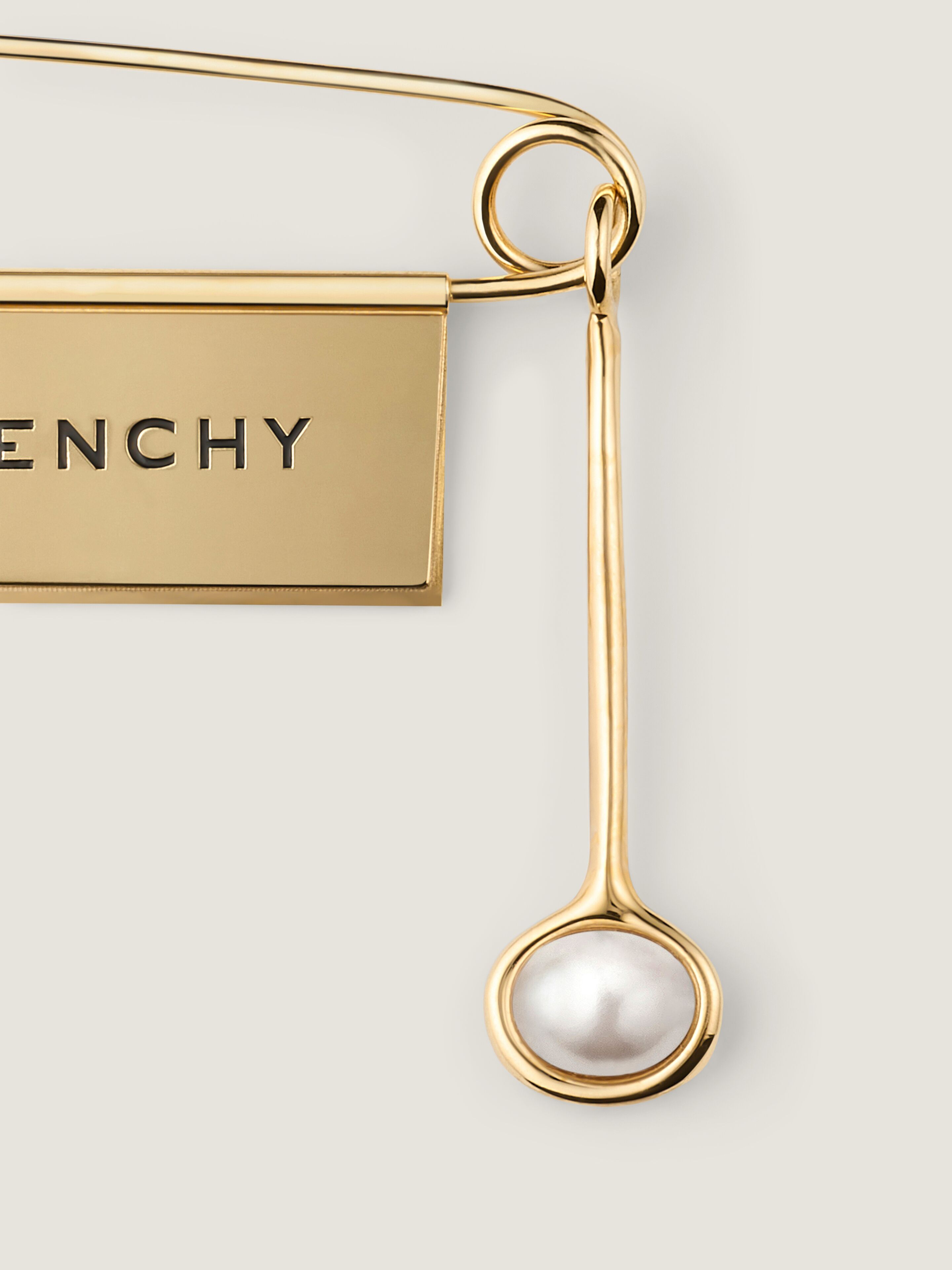 Givenchy Pin brooch in metal in - golden yellow - BN601DF03U-710
