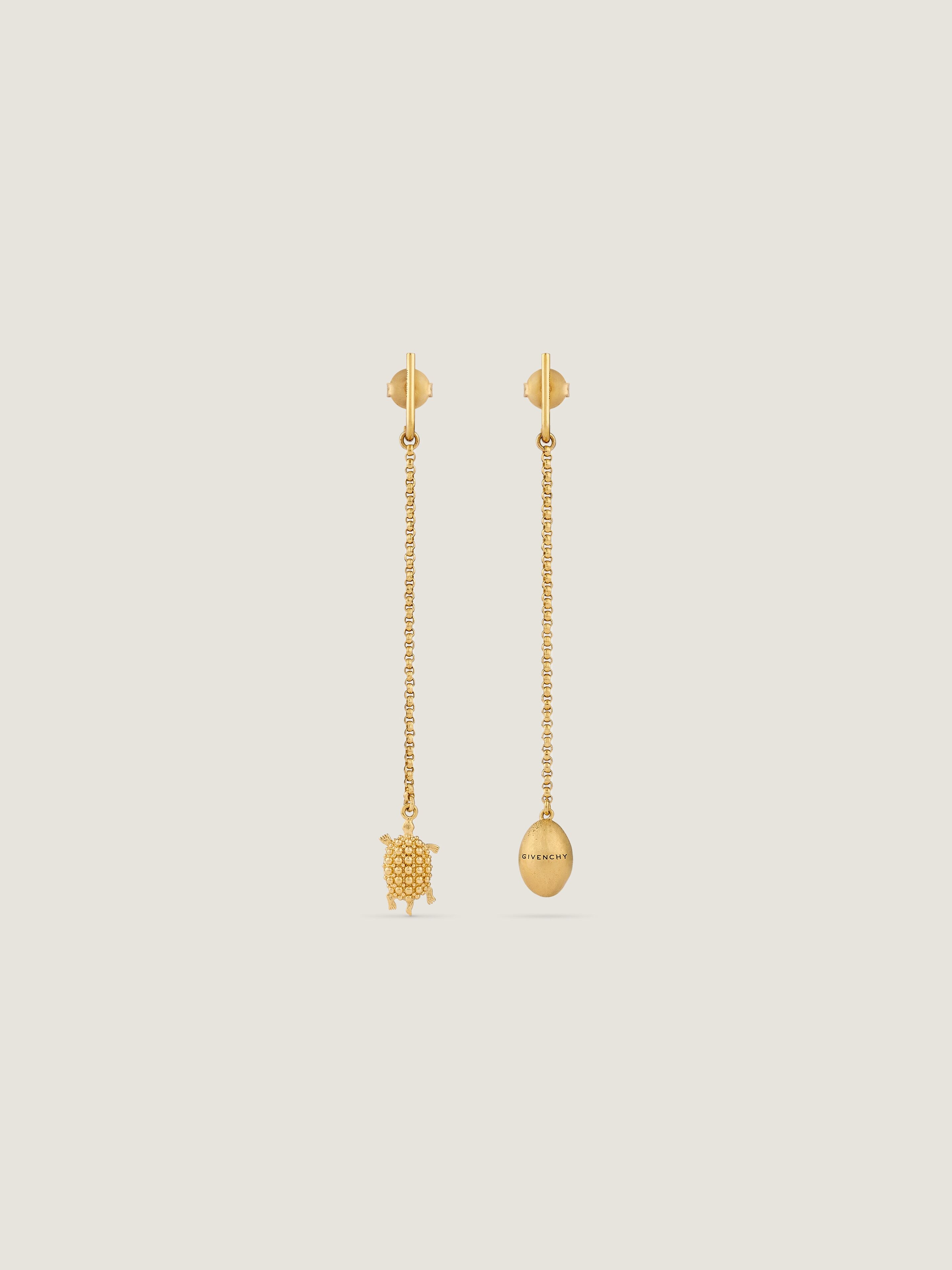 Givenchy Lucky Charms Asymmetric Earrings In Metal In Gold