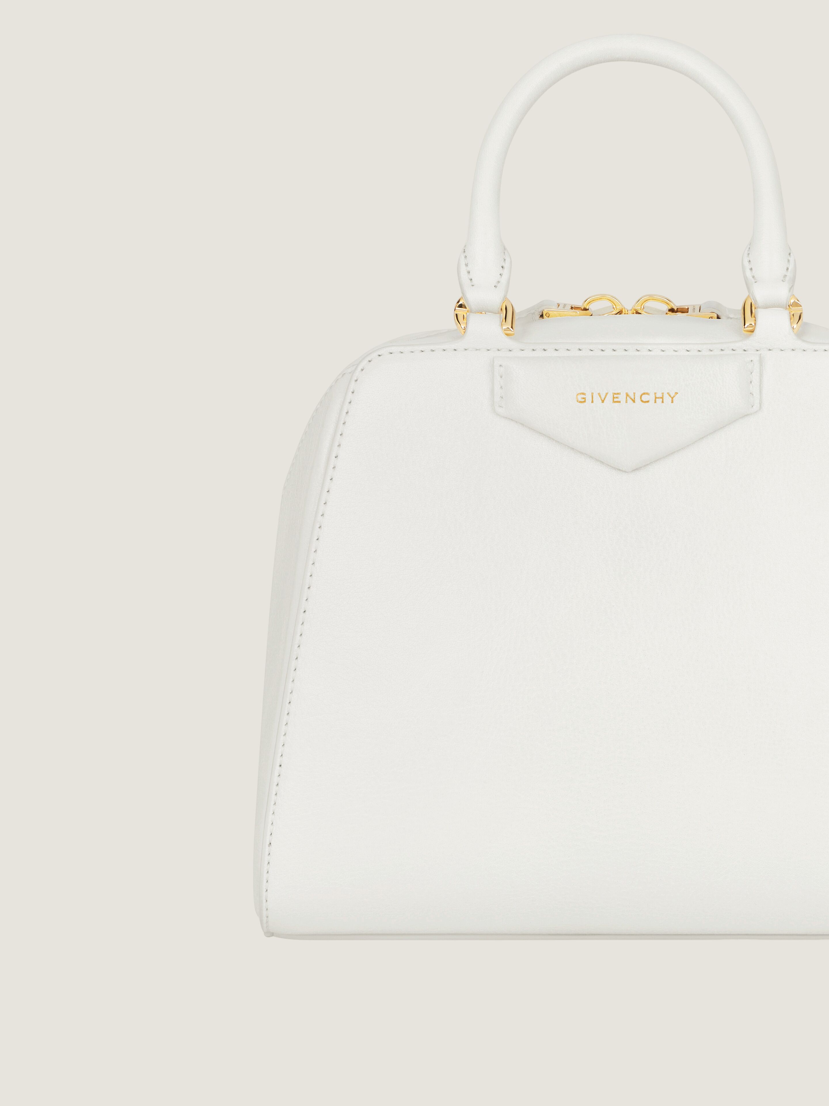 【関税込み】givenchy 'Antigona Cube Mini' bag Mini Antigona Cube bag in leather in - ivory | Givenchy US