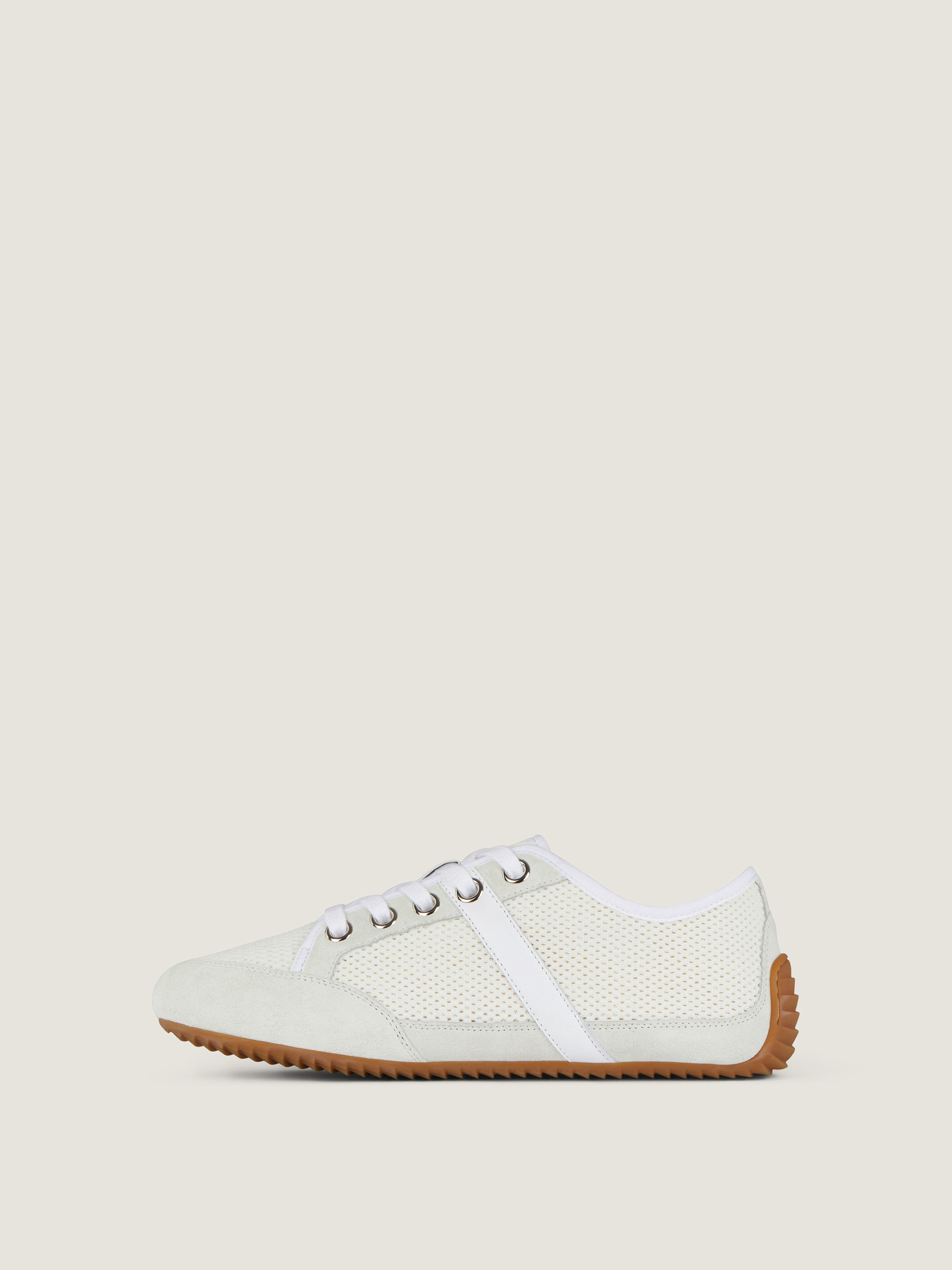 スニーカー GIVENCHY Woman Sneakers White BE001ZE18Y 004 Givenchy | City sport white sneakers | Savannahs