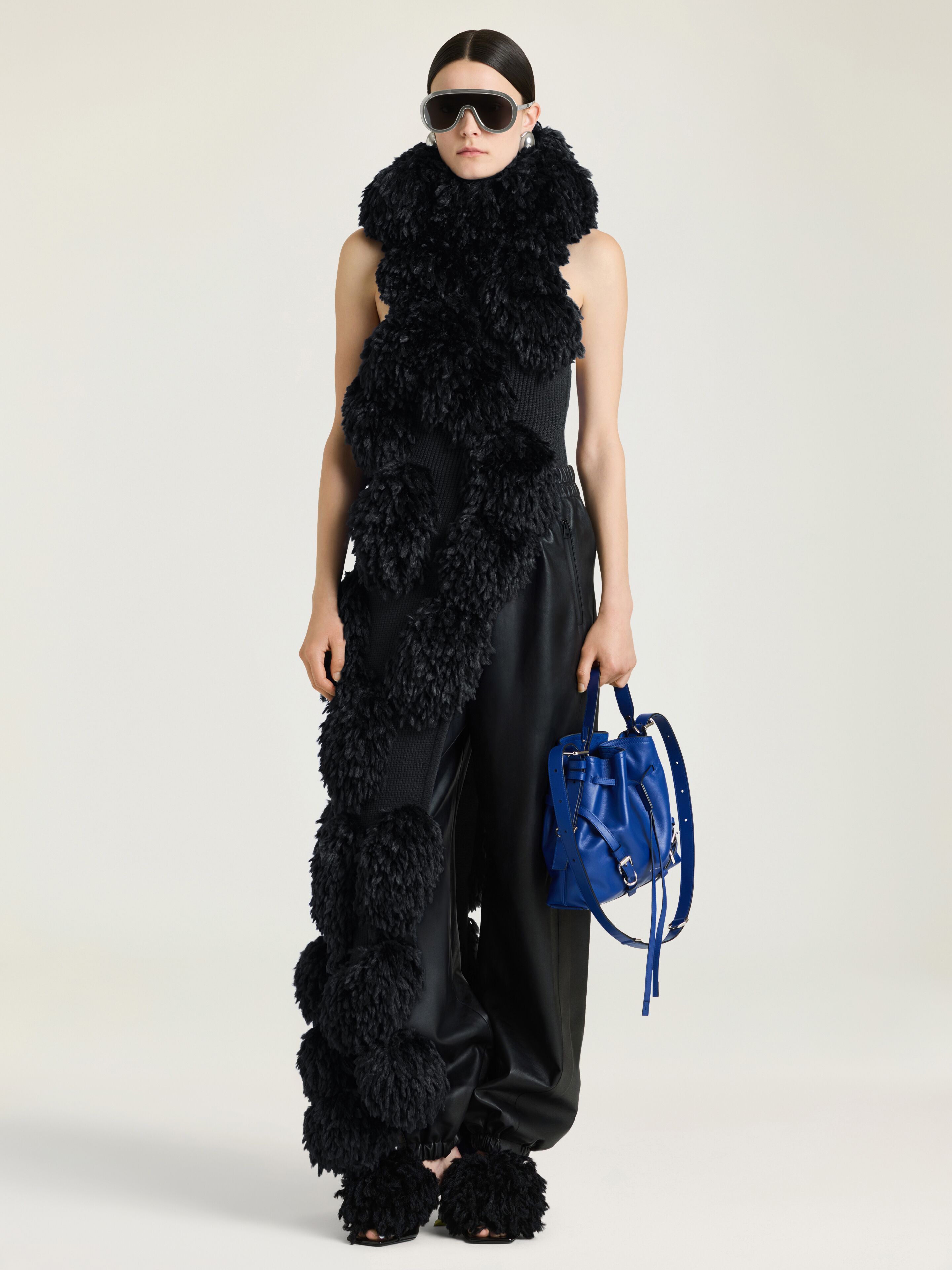 Asymmetric top in wool with pompoms in - black - BWZ06H4ZVA-001