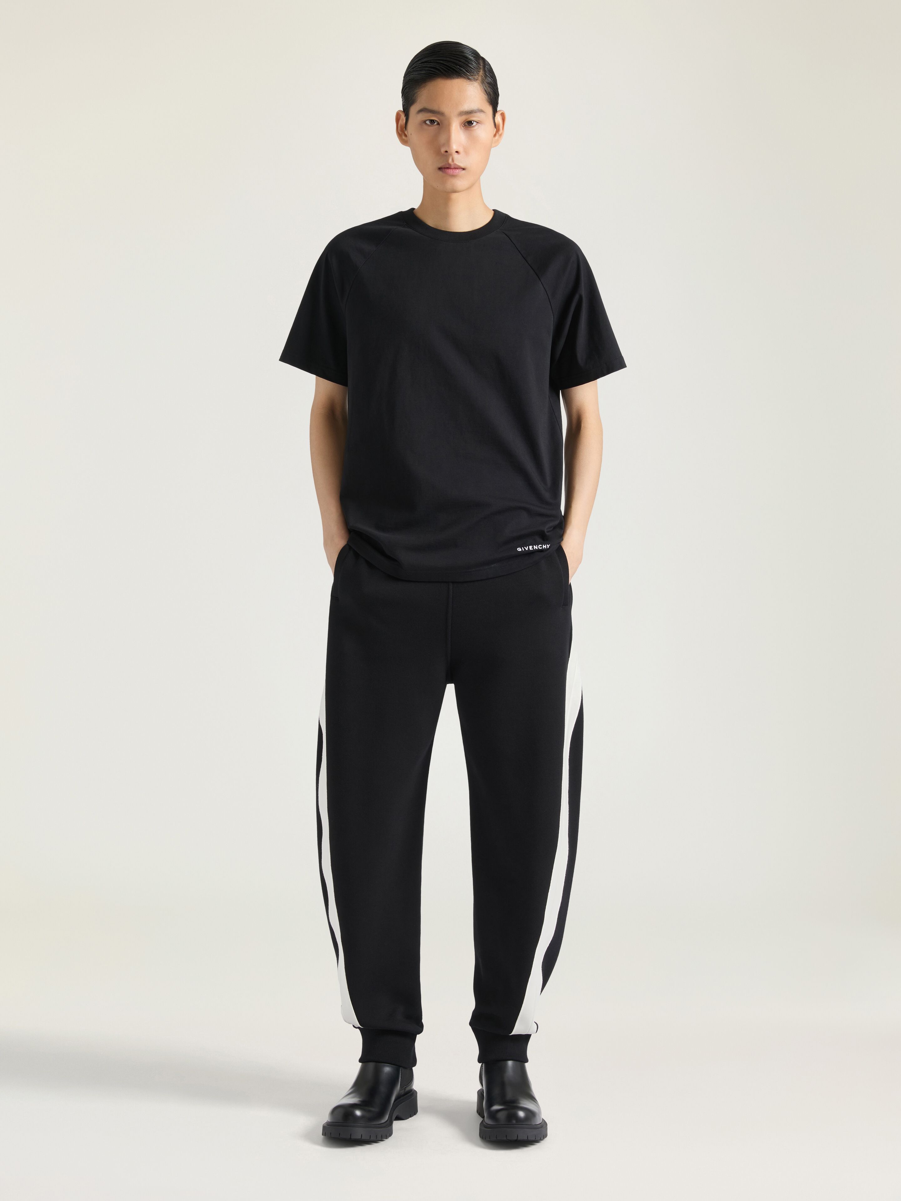 T-shirt in cotton with satin couture detail in - black
