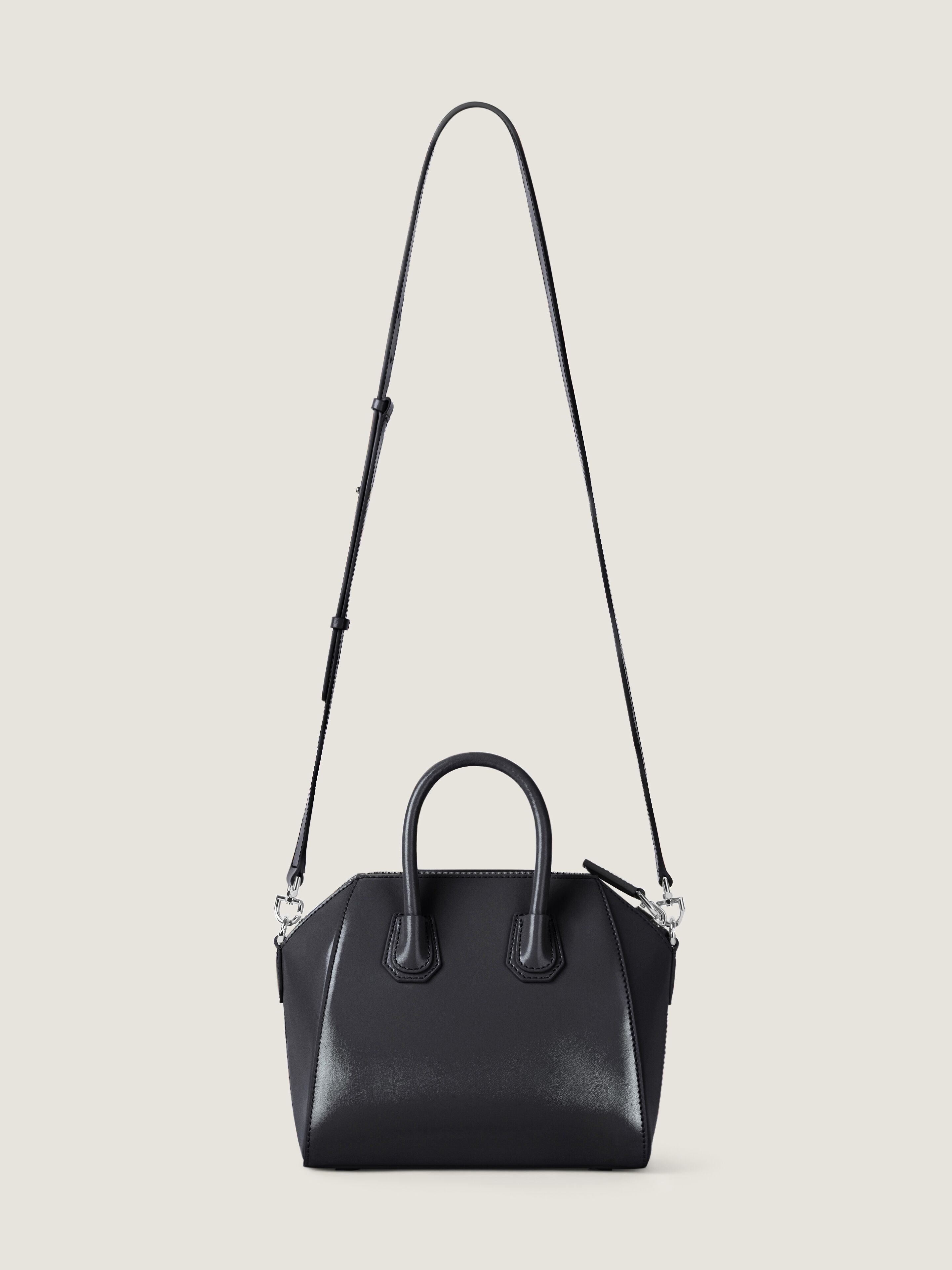 Mini Antigona bag in Box leather in - black - BB5148B1R0-001