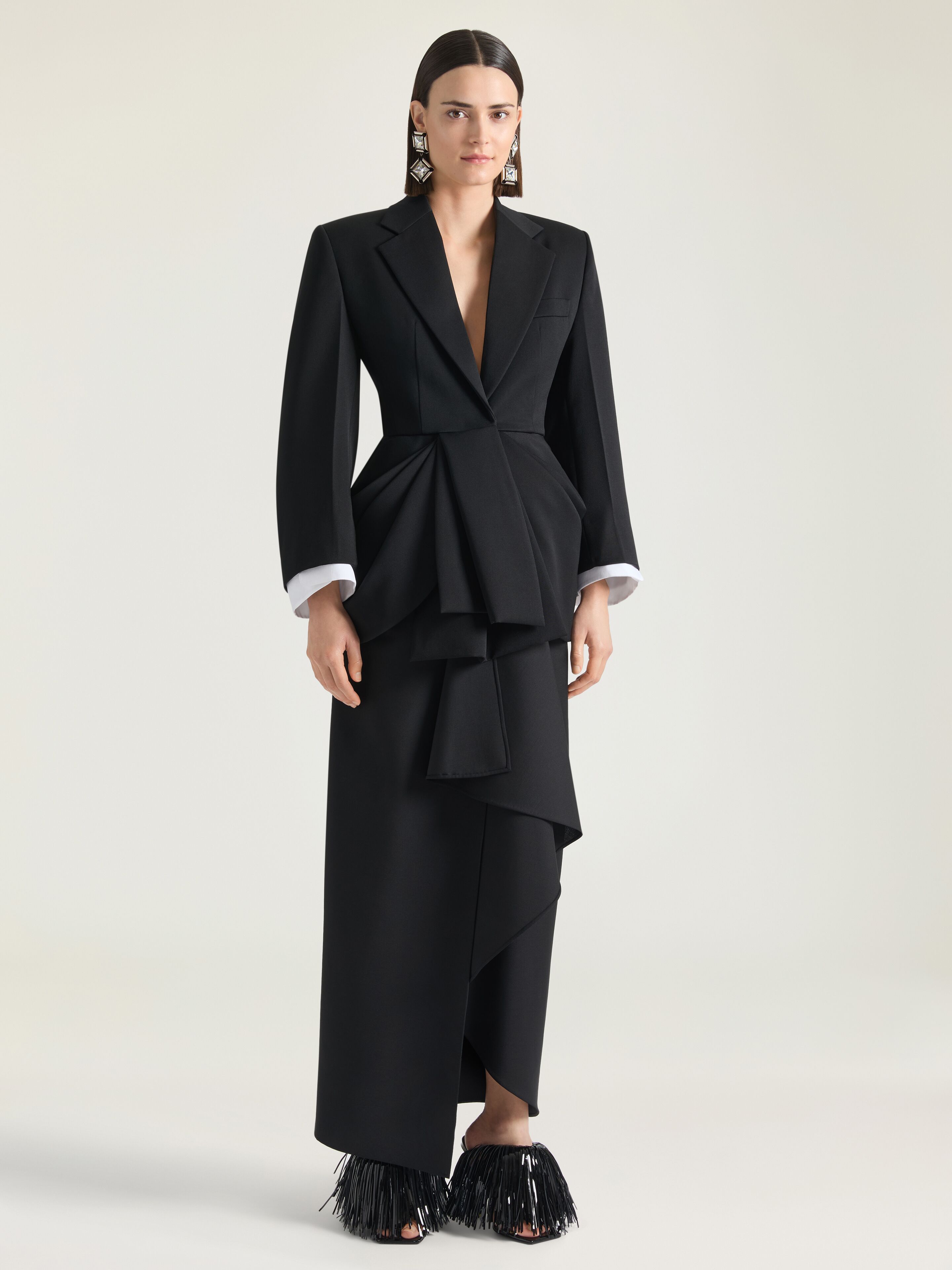 Single-breasted draped jacket in wool grain de poudre in - black