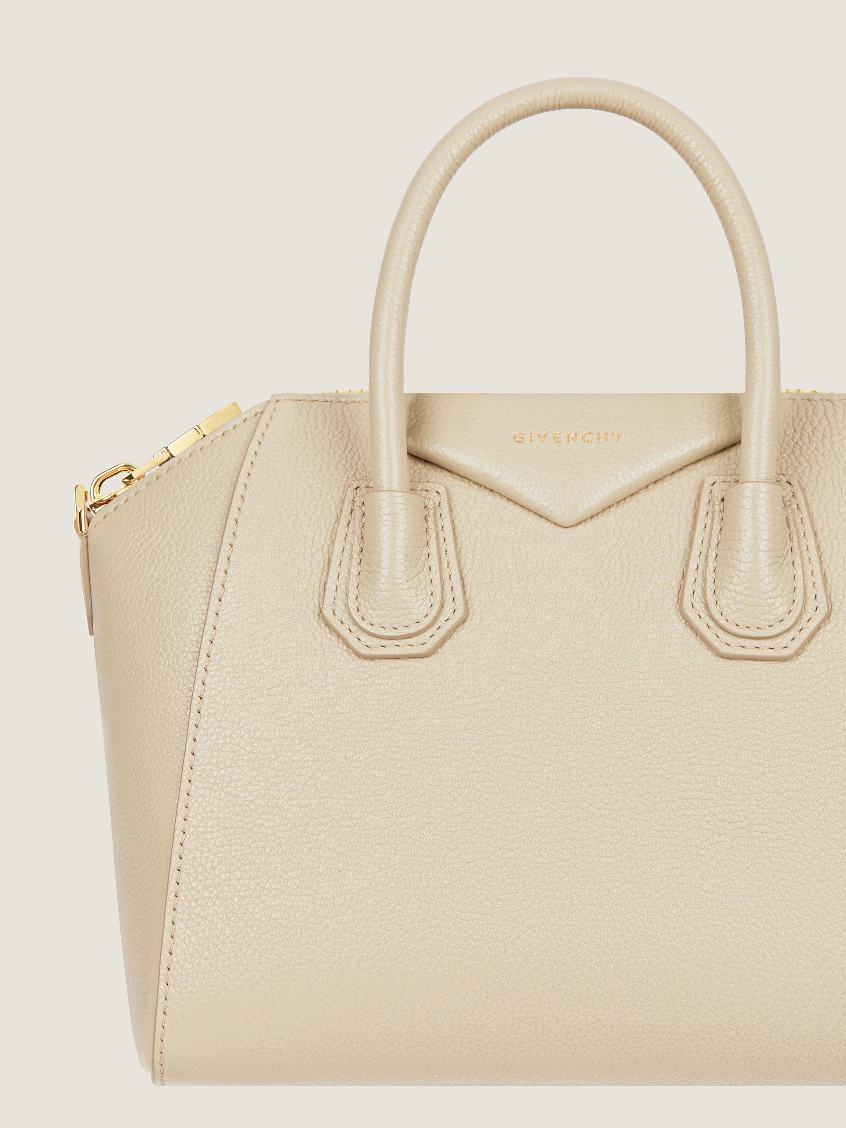 Small Antigona bag in grained leather in - natural beige