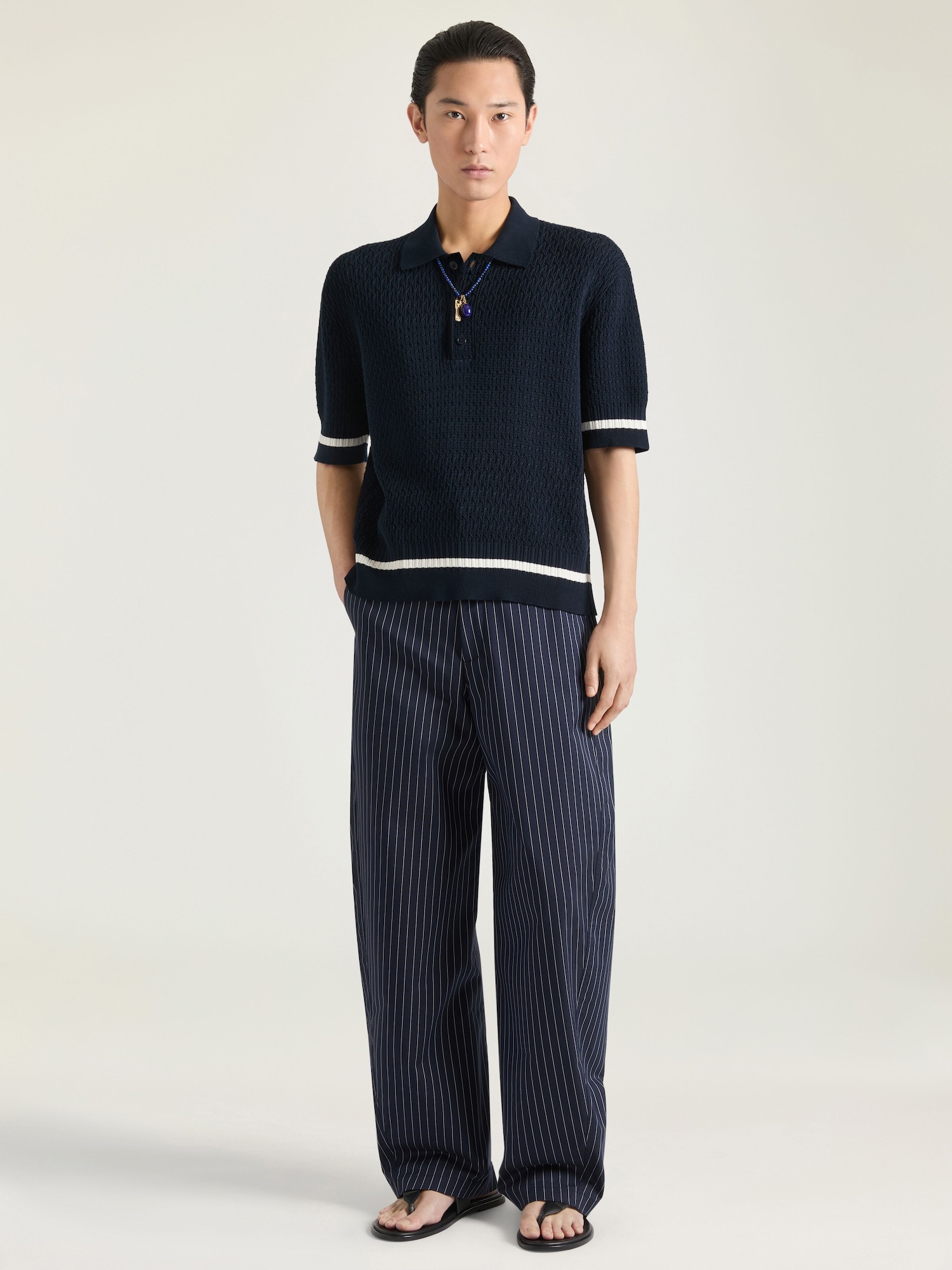 Polo in knit with Givenchy Paris embroidery in - night blue 