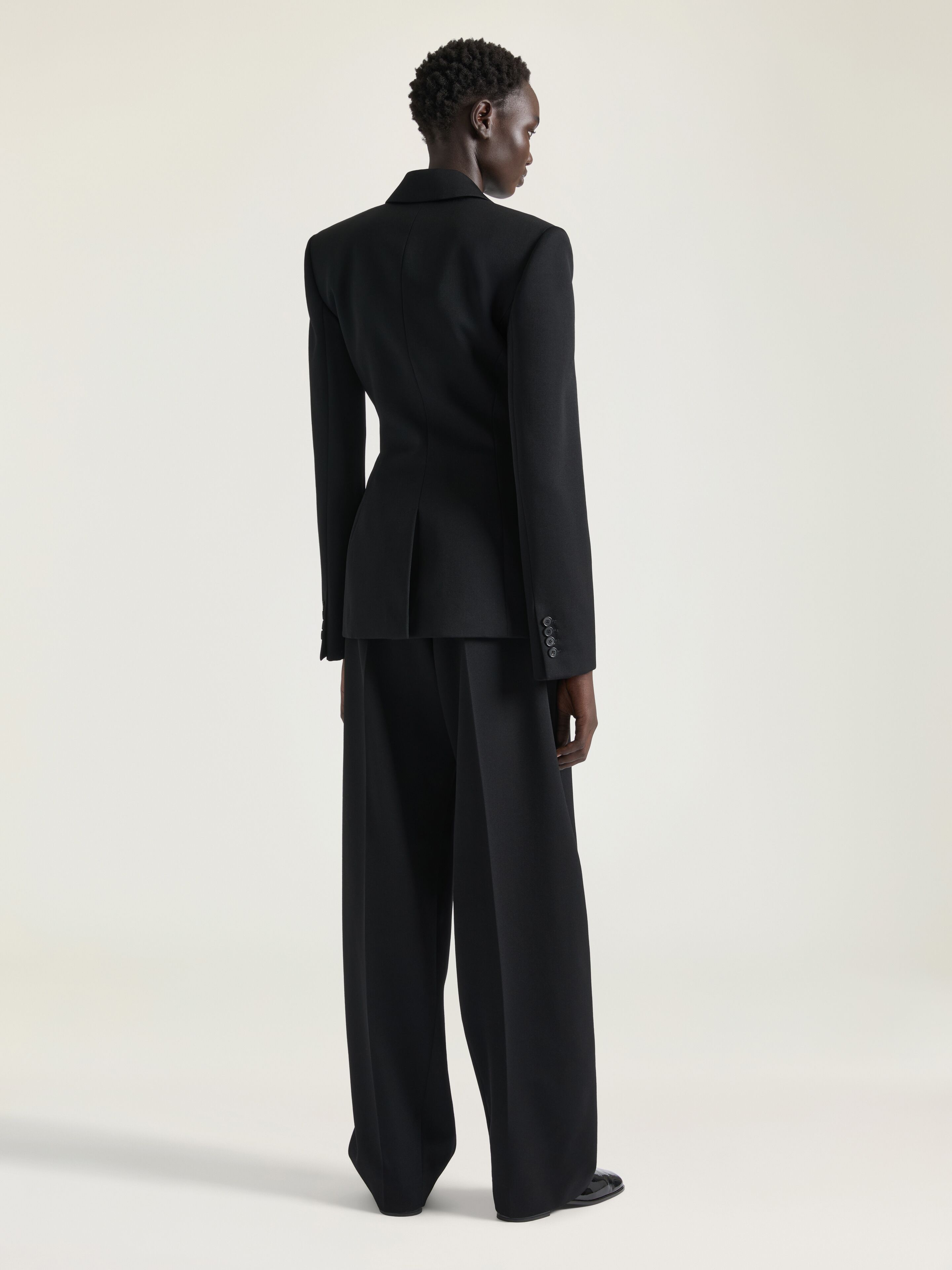 GIVENCHY TROUSERS コクーン BW517J516P401-02-04.jpg?