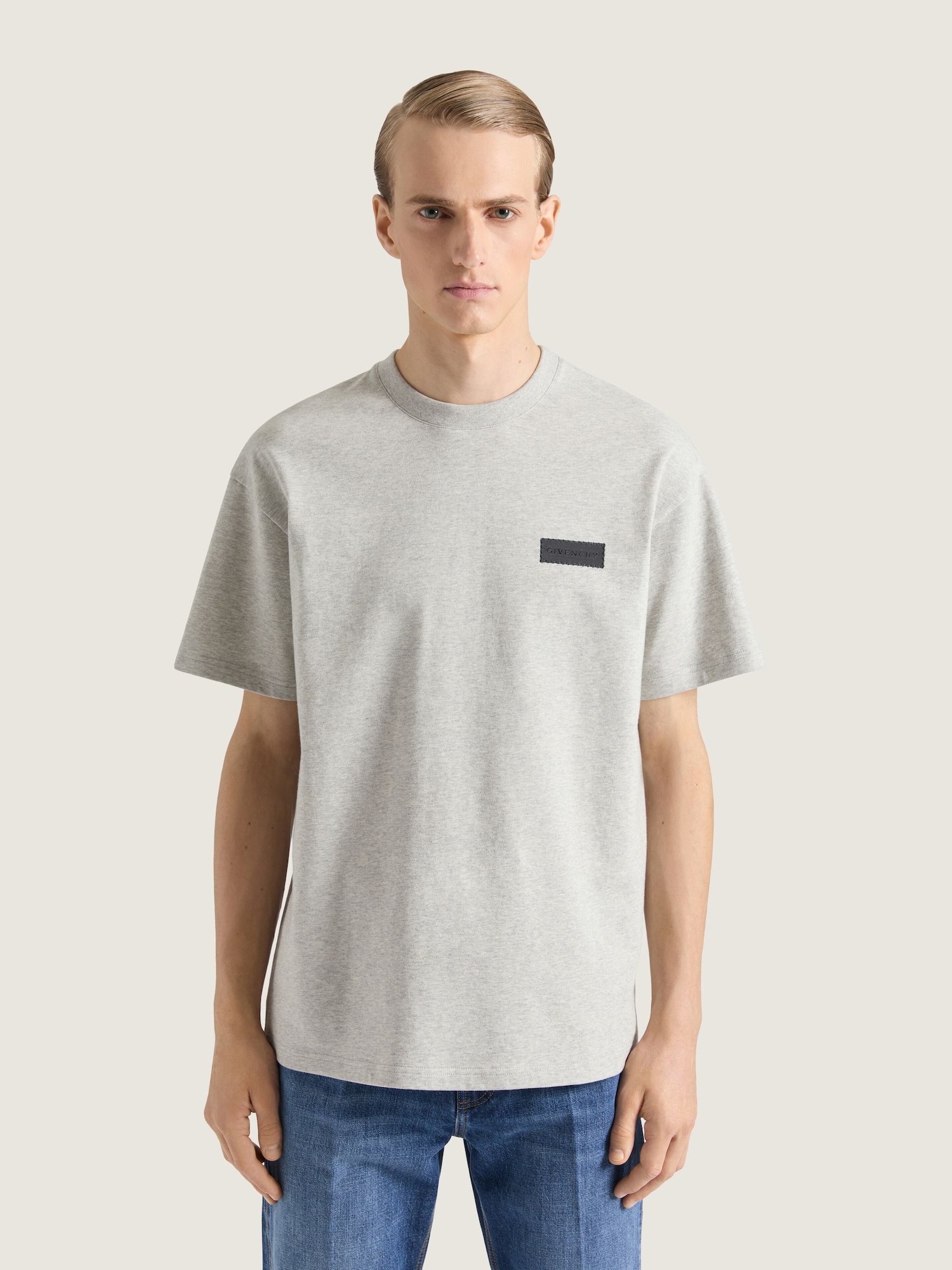 T-shirt in cotton with GIVENCHY patch in - light grey melange 