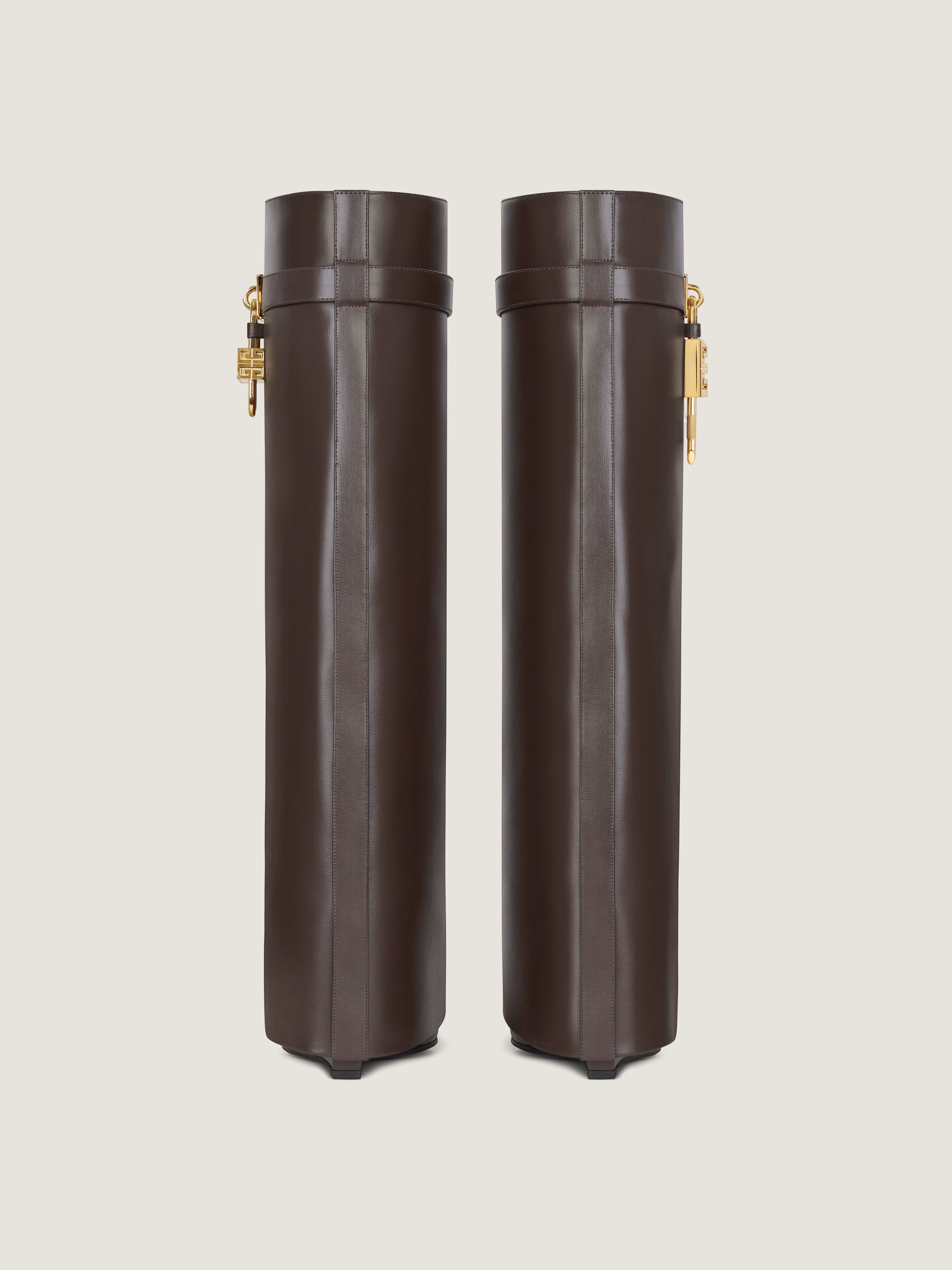 Shark Lock boots in leather | Givenchy CA | Givenchy