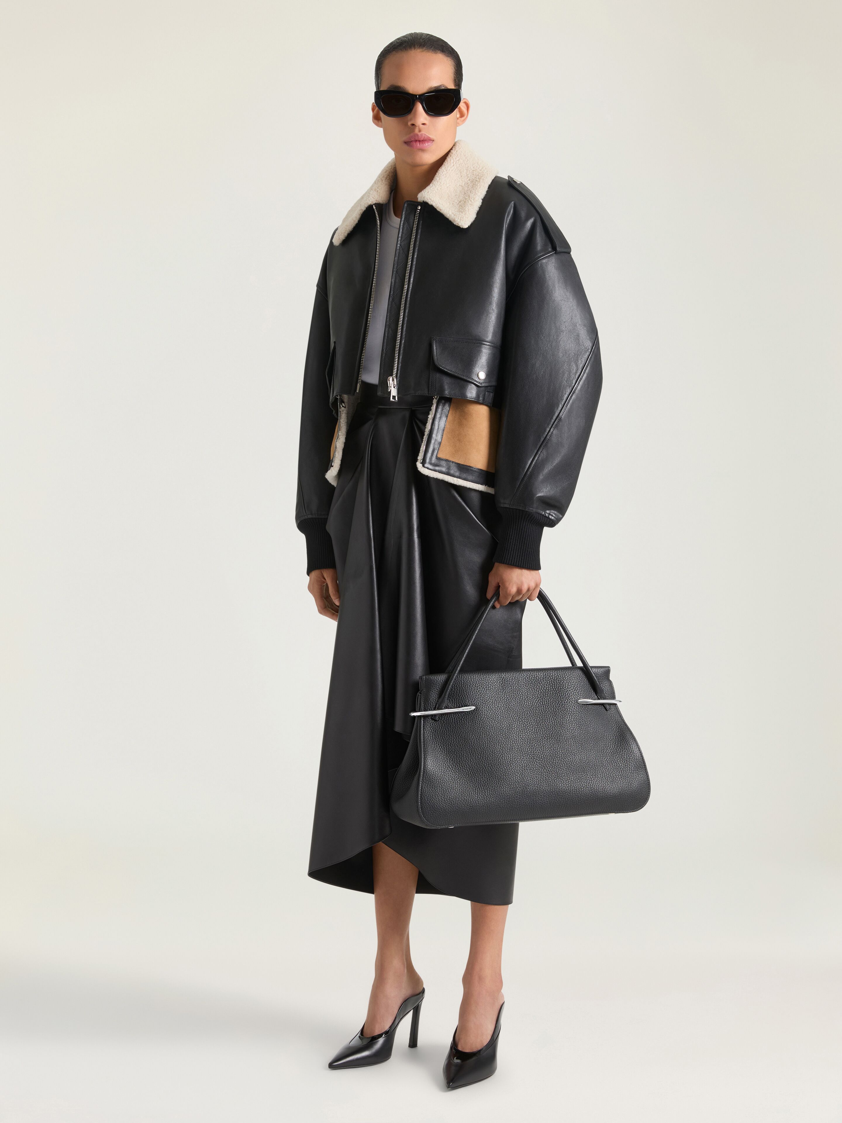 Cropped aviator jacket in leather and shearling in - black