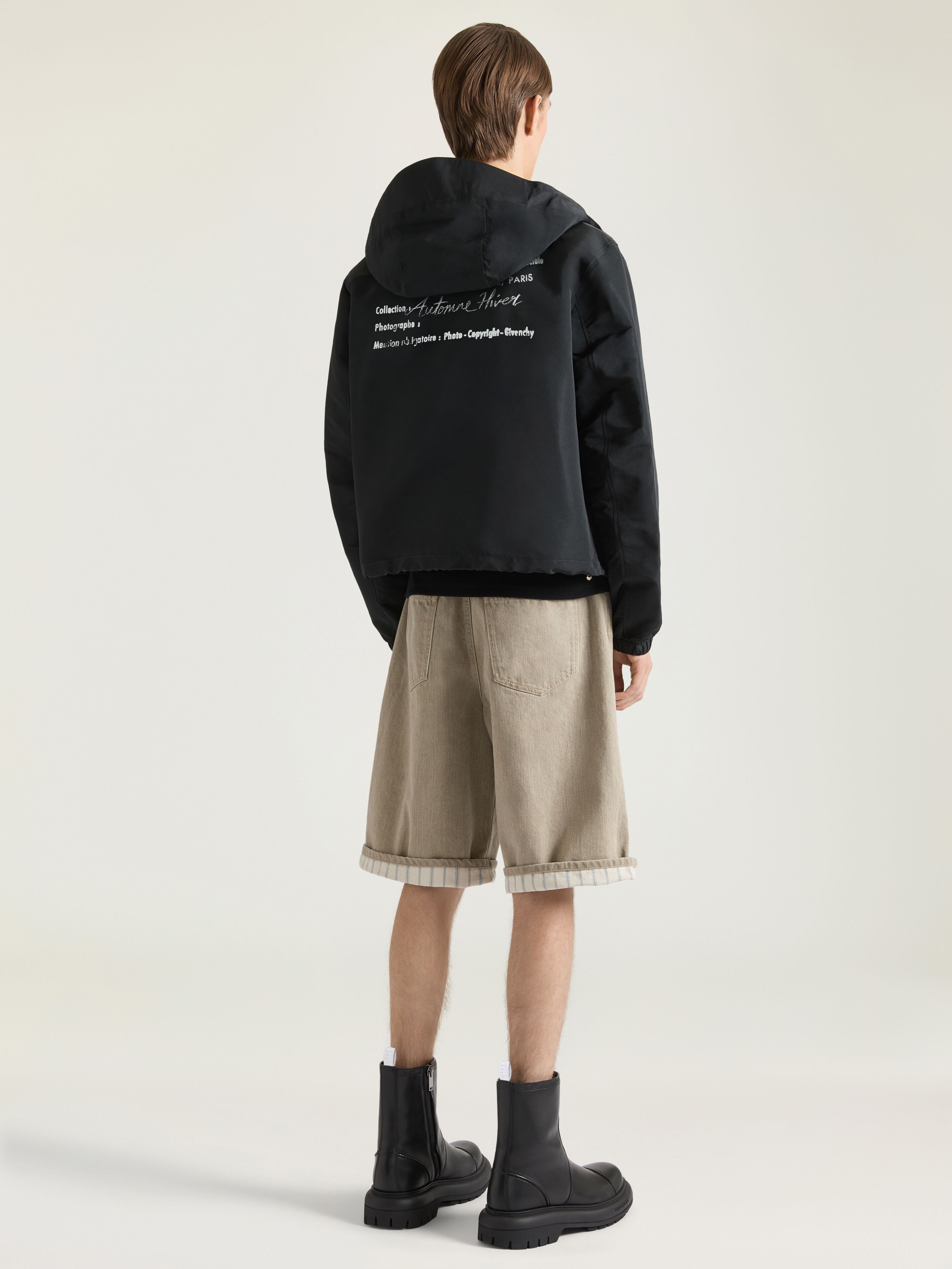 Windbreaker in polyfaille with Archive print | Givenchy ES | Givenchy