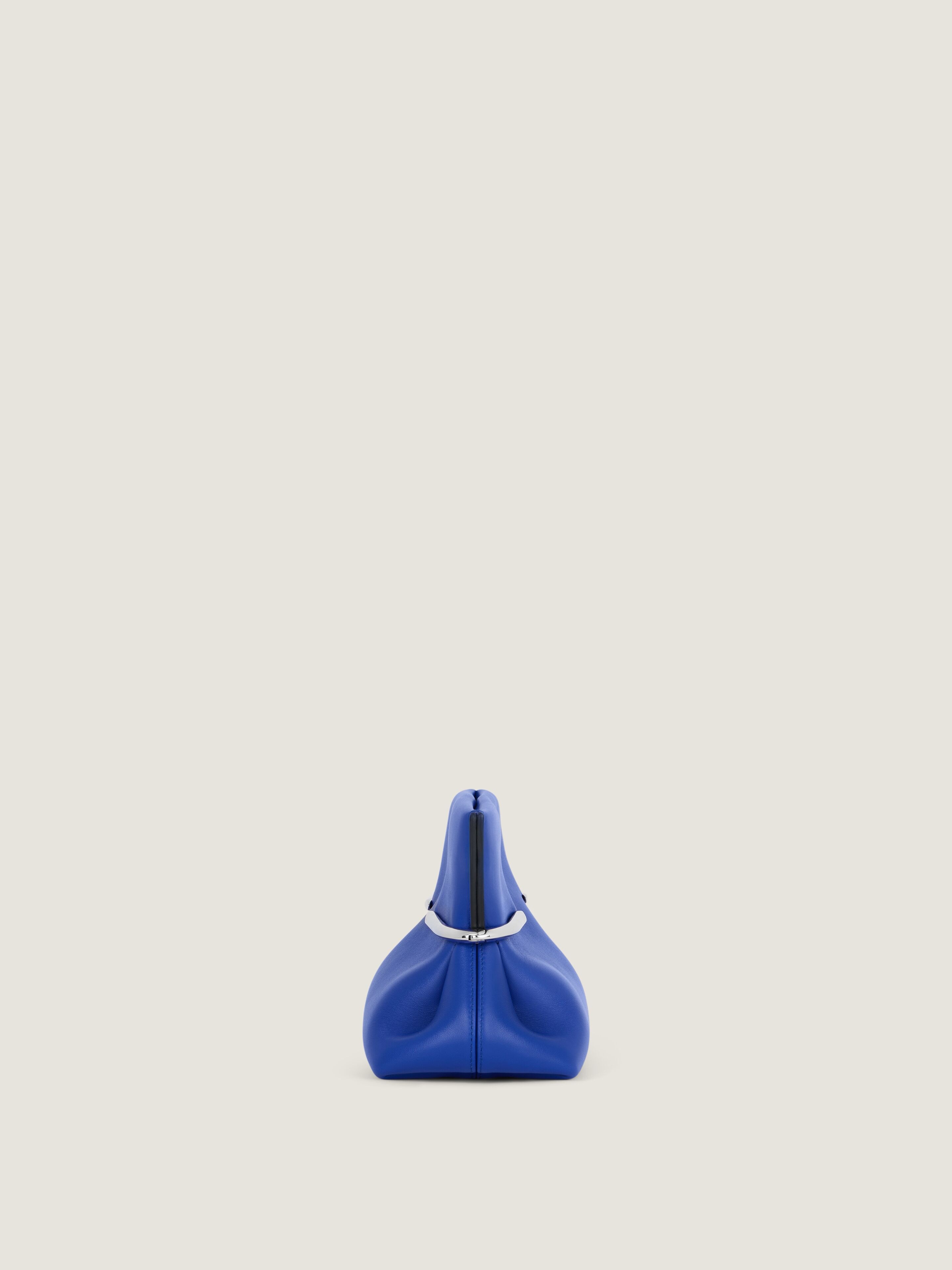 Pinch Soft clutch in nappa leather in - cobalt blue - BB5171B1Y1