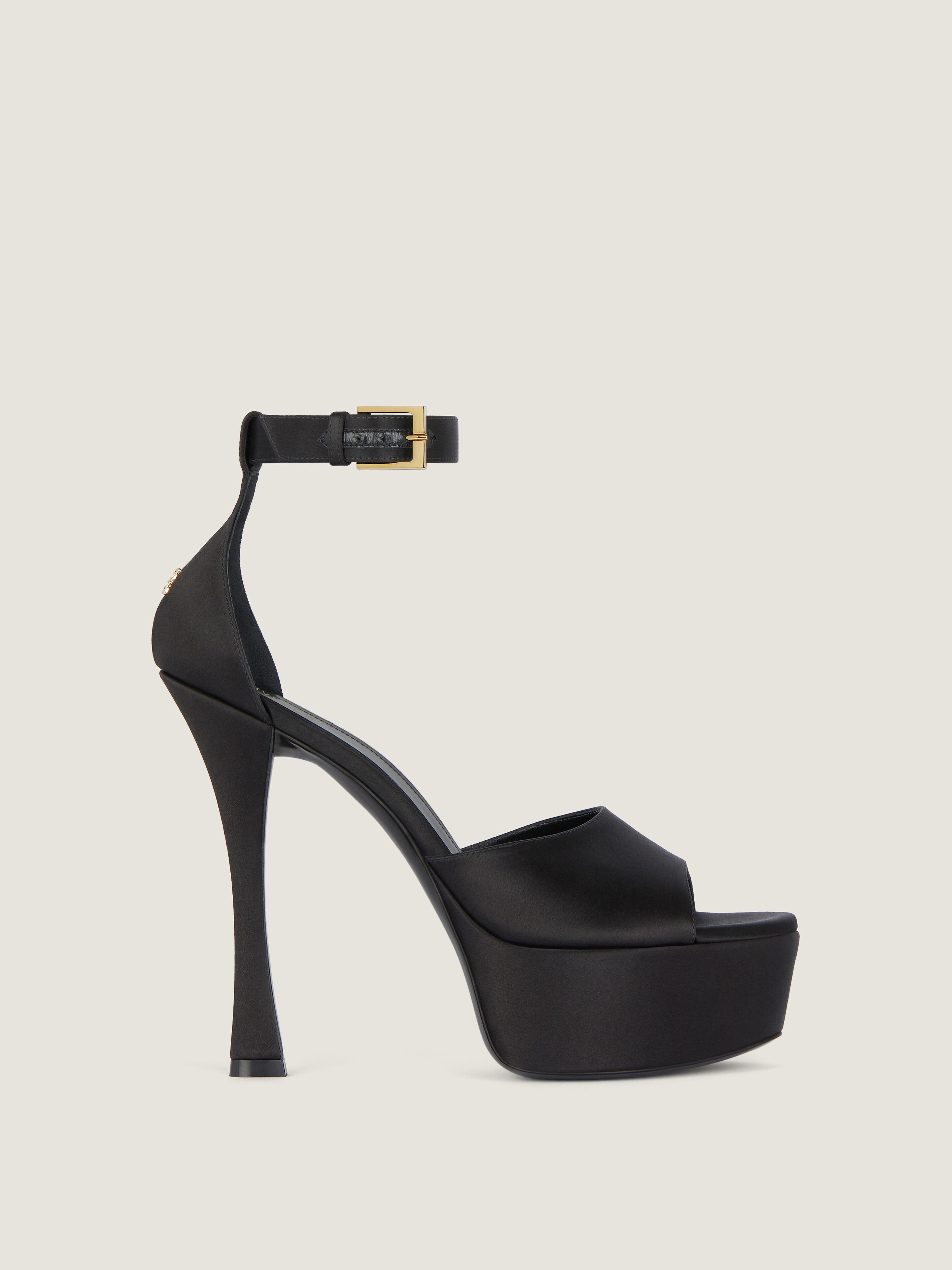 Givenchy ブラック ハイヒール 37.5