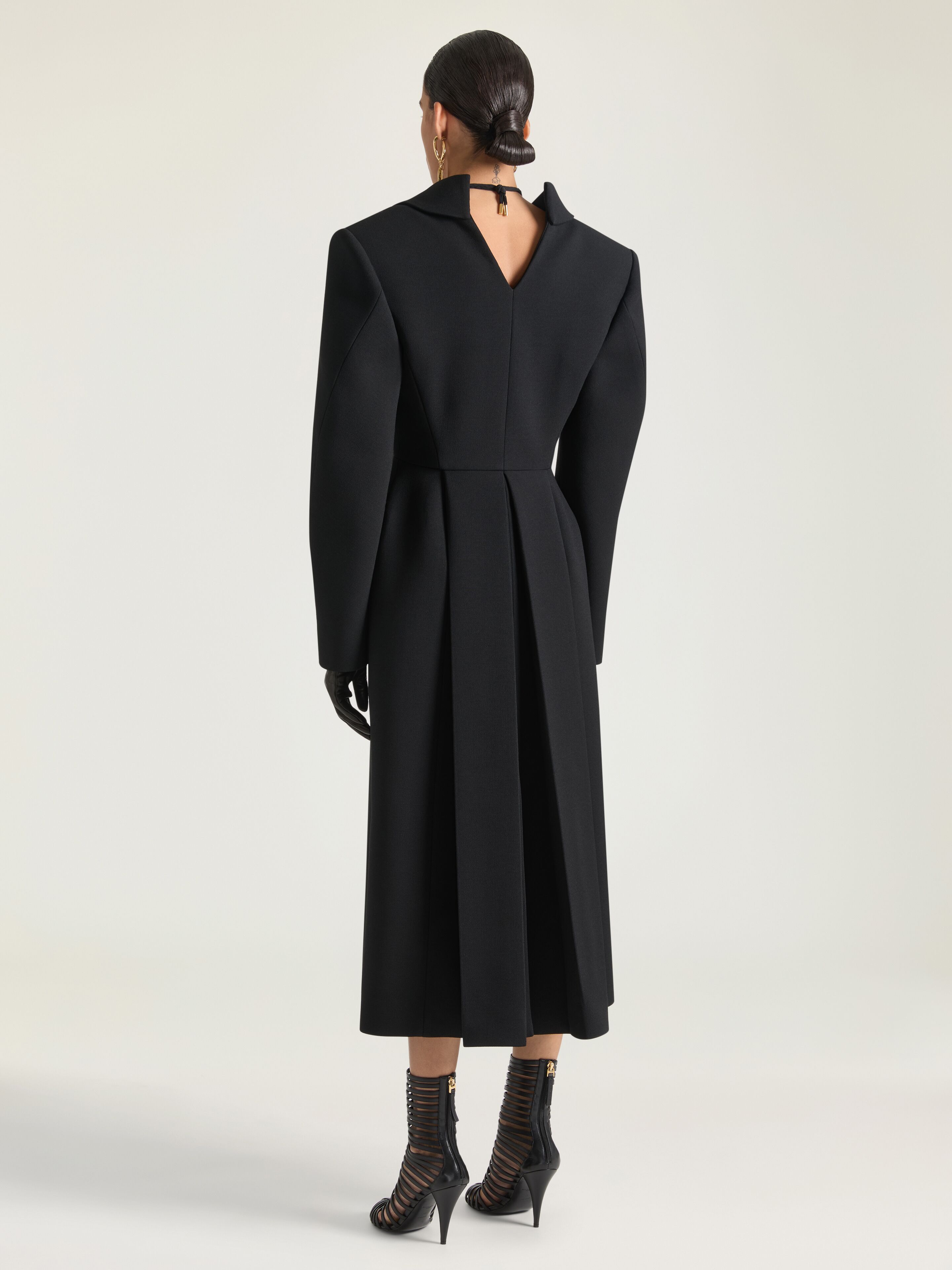 Slashed coat in wool in - black - BWC0F7166C-001 | Givenchy US