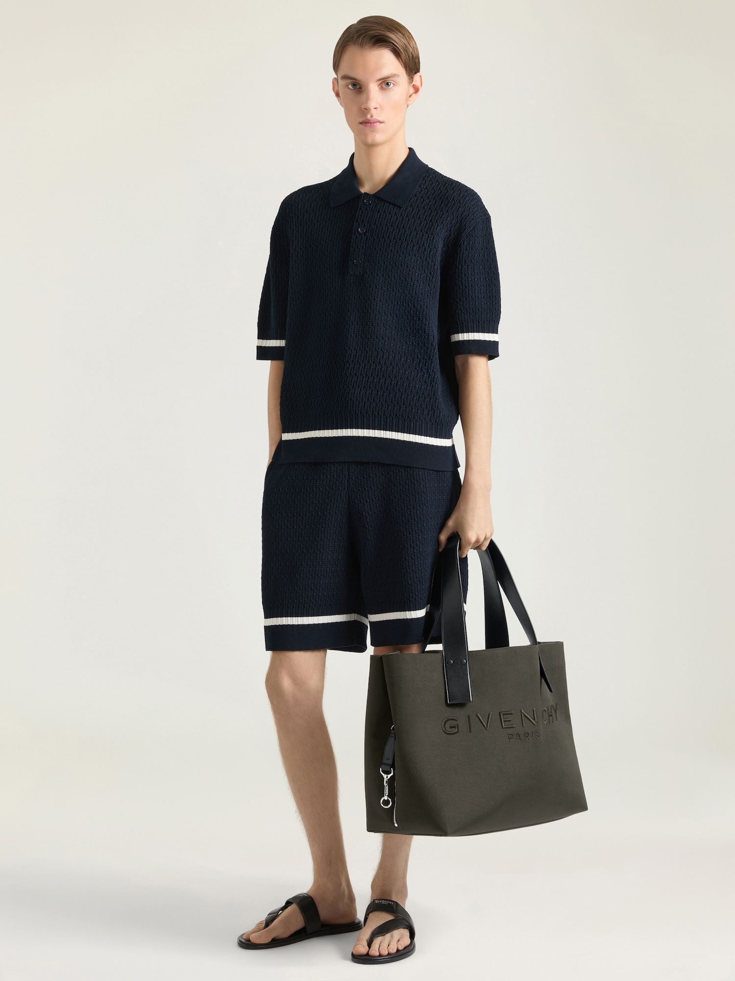 GIVENCHYカーゴ キャンバス トートバッグ - トープ BK50G4K21W-281 