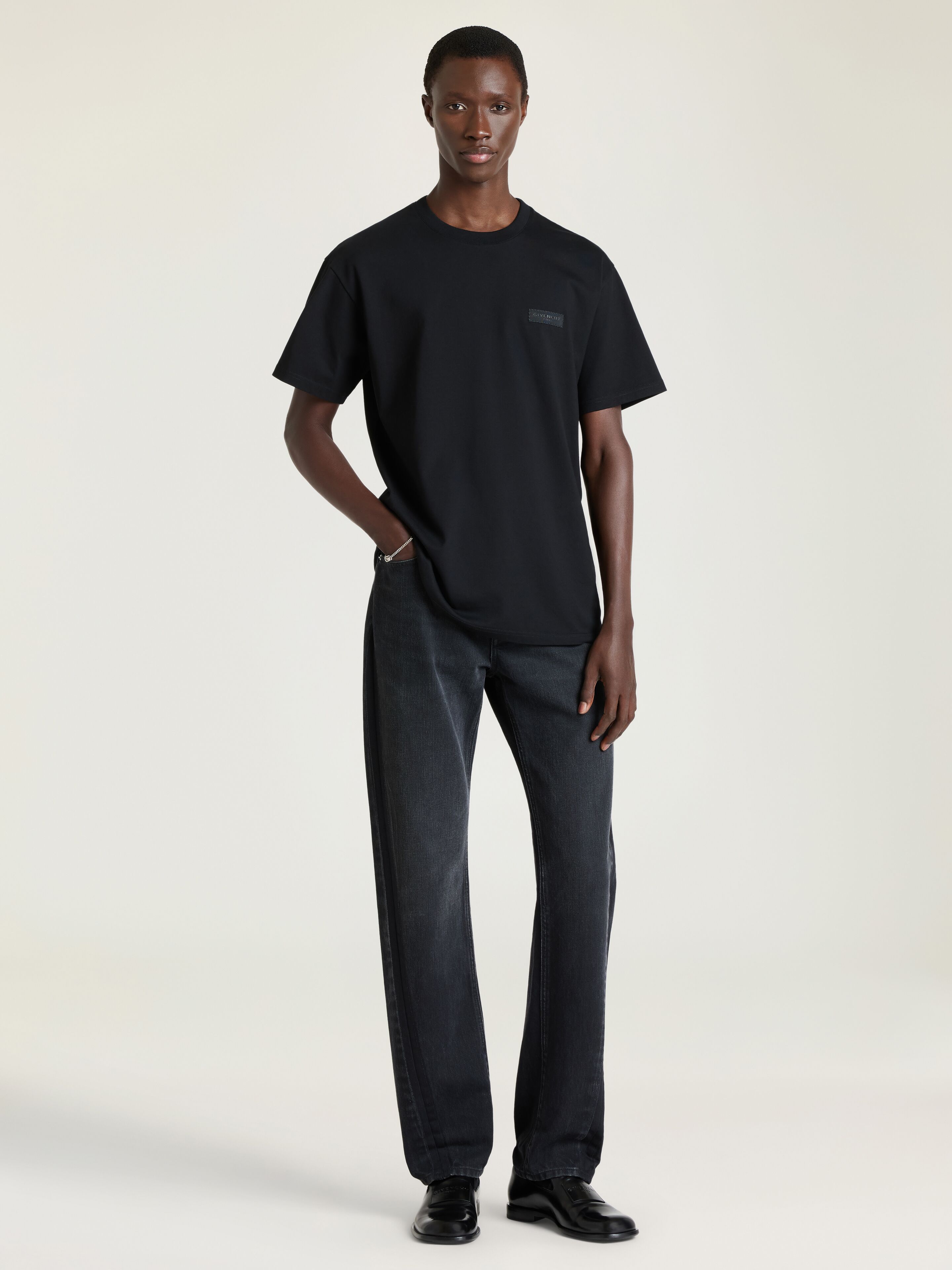 T-shirt in cotton with Givenchy Paris gros grain in - black
