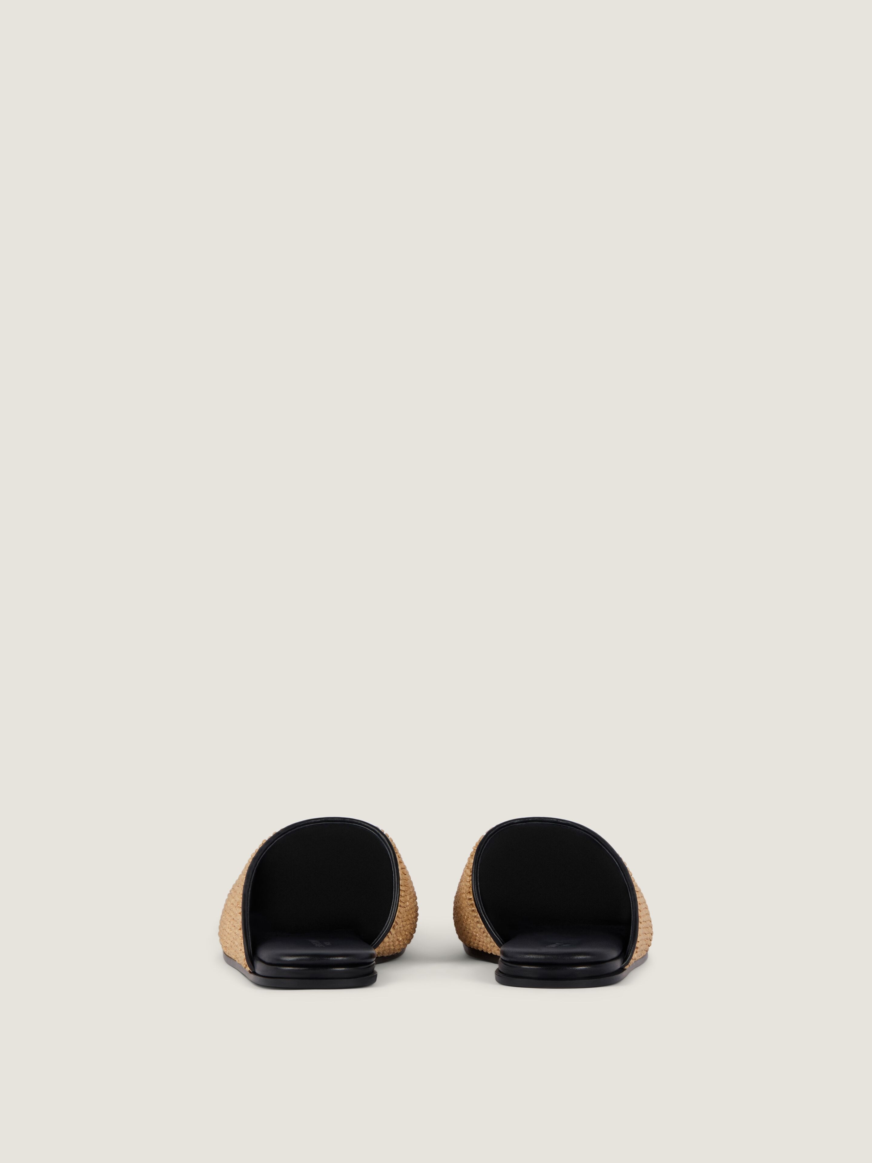 Label raffia-effect flat mules in - natural - BE202RE2JC-101