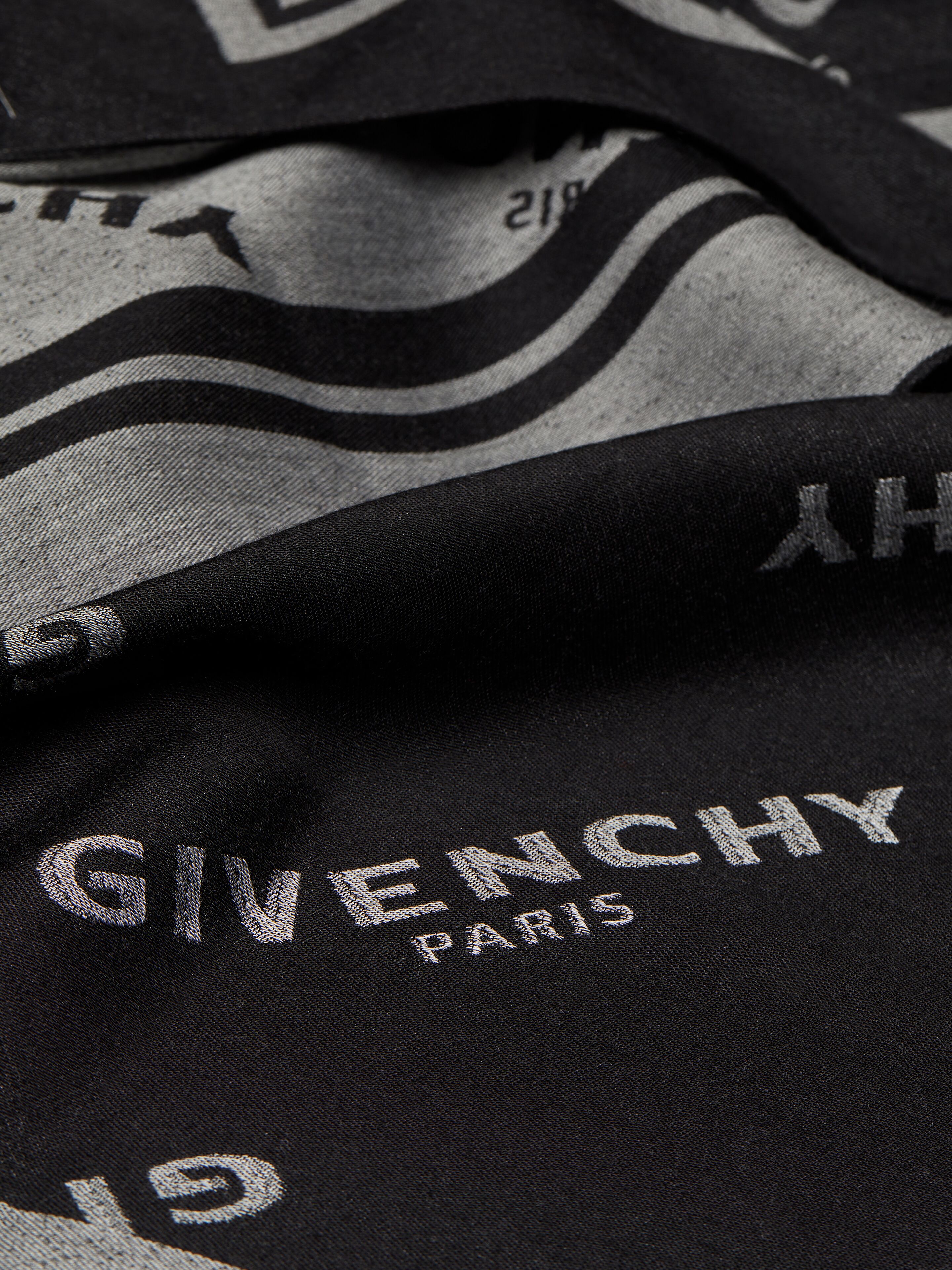 Givenchy Shadow stole in wool and silk jacquard | Givenchy CA
