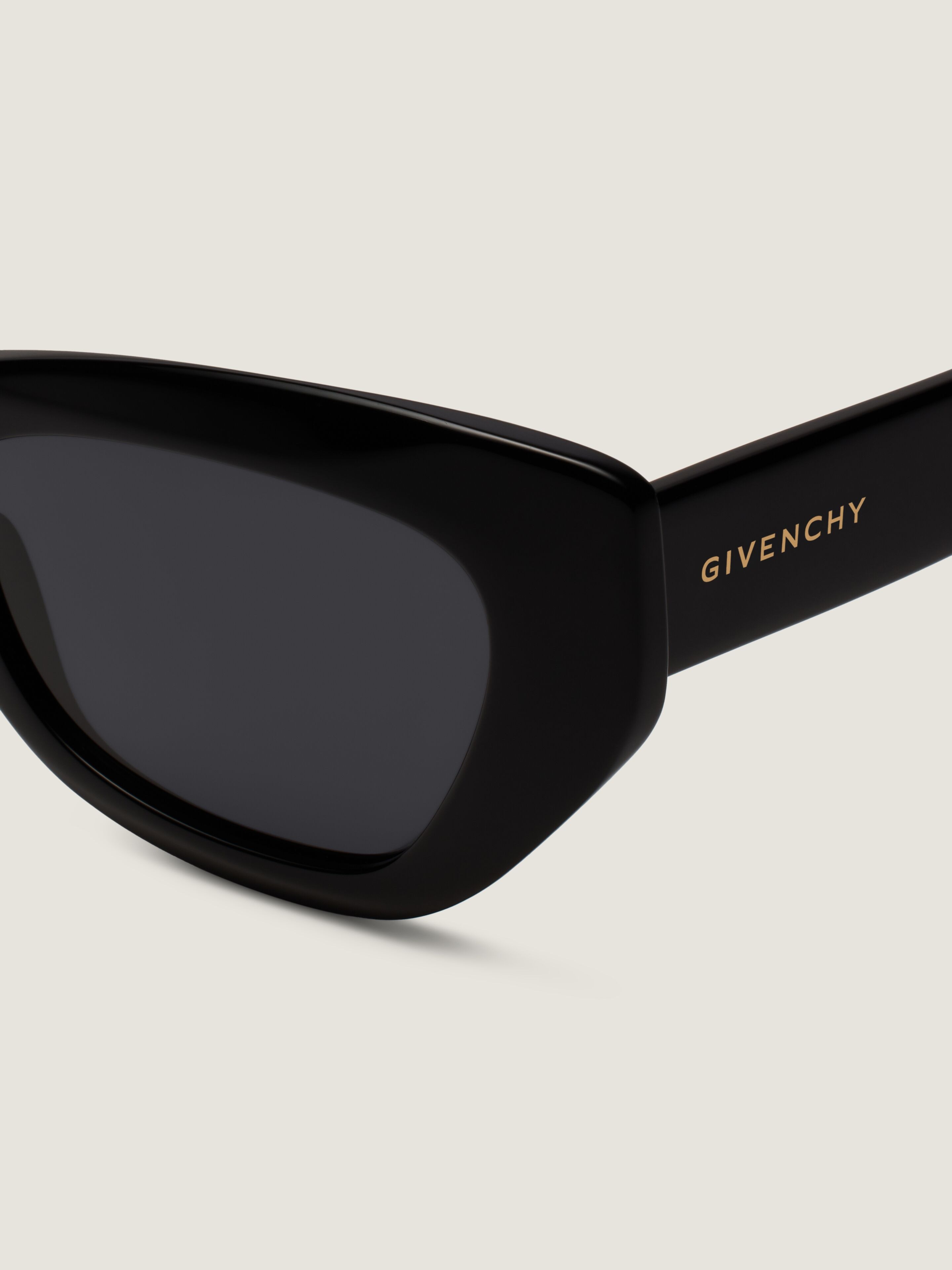 GIVENCHY ★サングラス ★ケース付き City sunglasses in acetate in - black - BR00BAR03K-001 | Givenchy