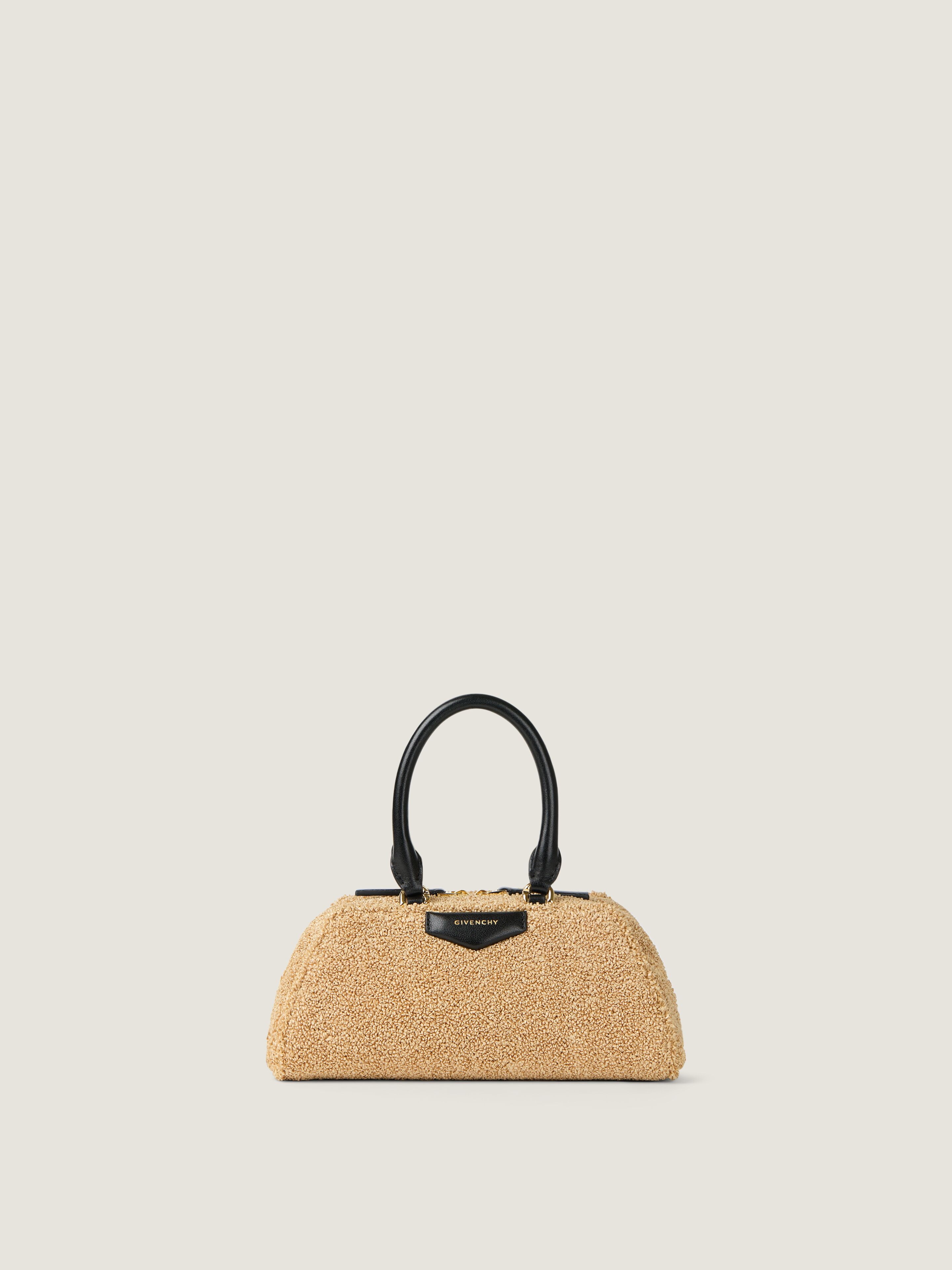 Antigona | Givenchy Lines | GIVENCHY Paris | Givenchy