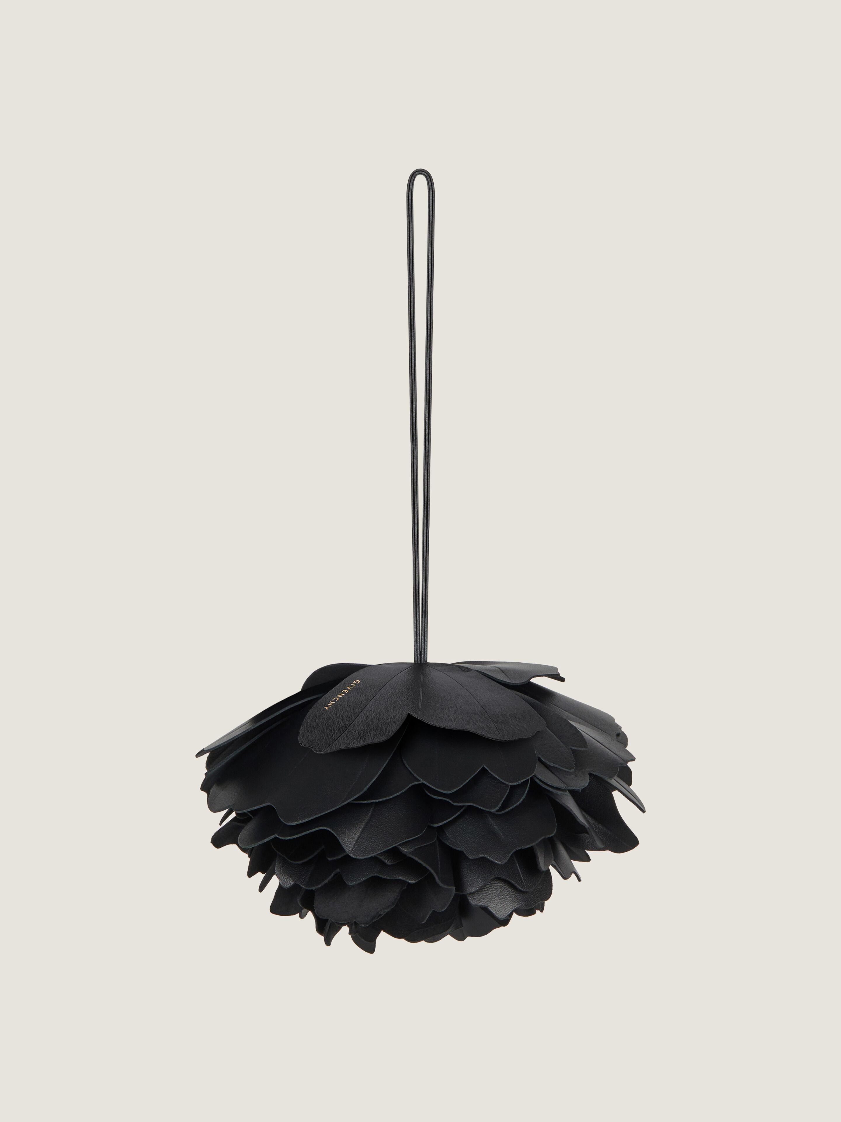 Rose petals charm in nappa leather in - black - BB60RAB2H1-001