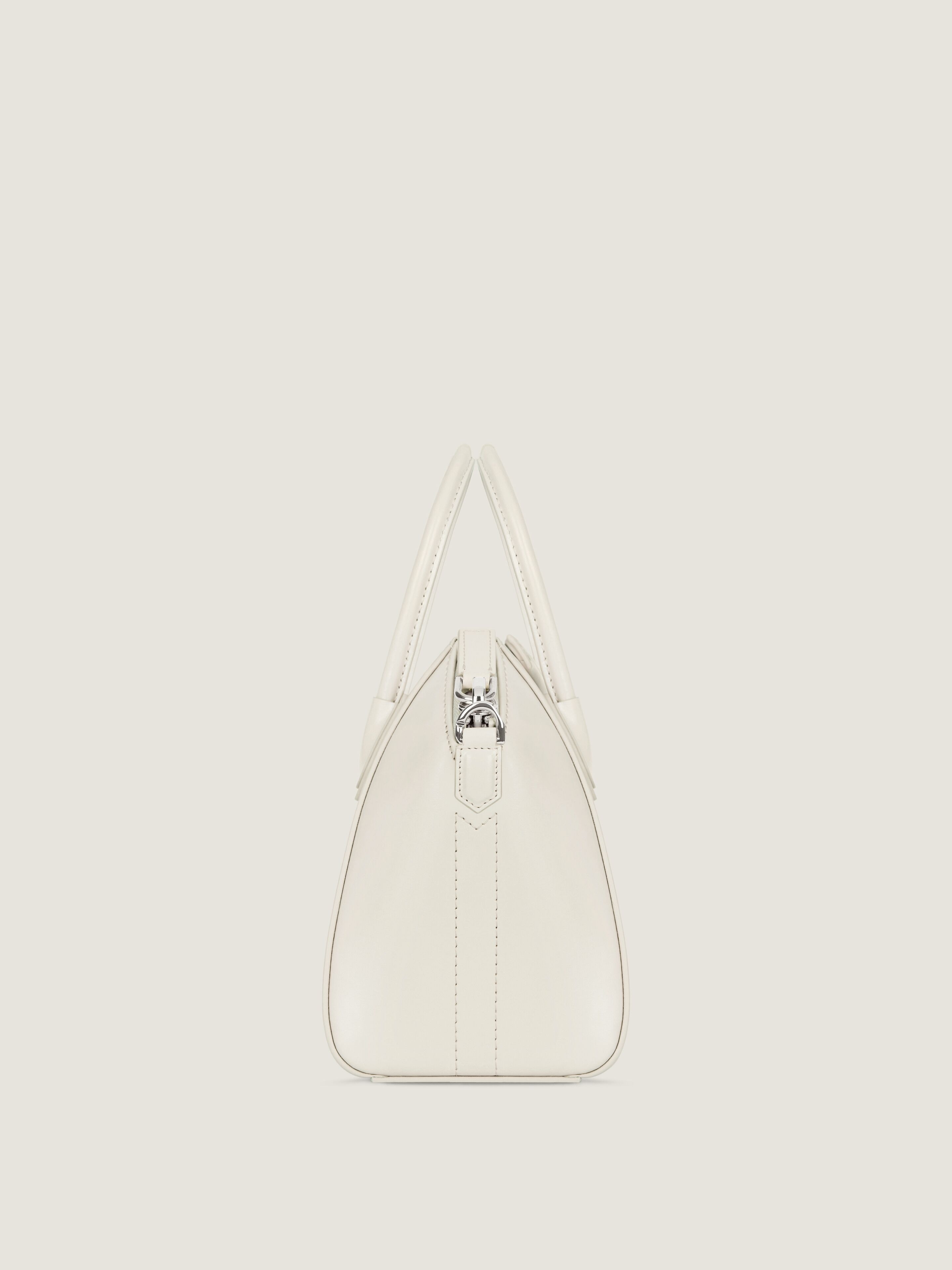 Small Antigona bag in Box leather in - ivory - BB5149B00D-105